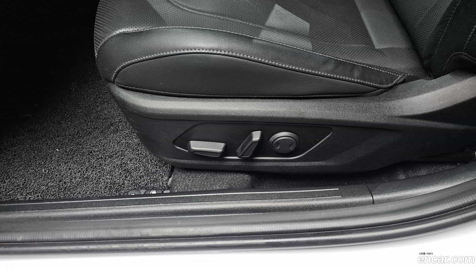 AVANTE Hyundai 2025.0-OPTION-042