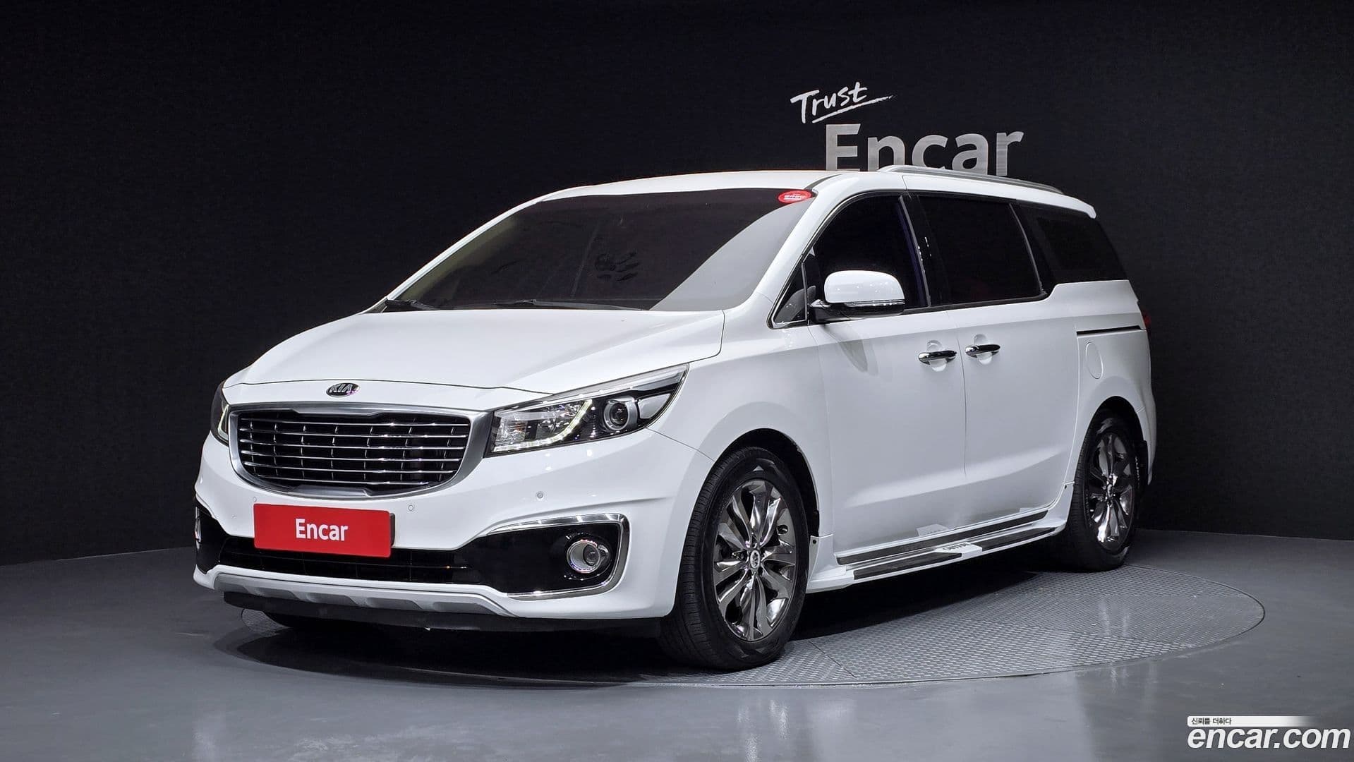 Main__Slider__Photo:Canival Kia 2017.0-0