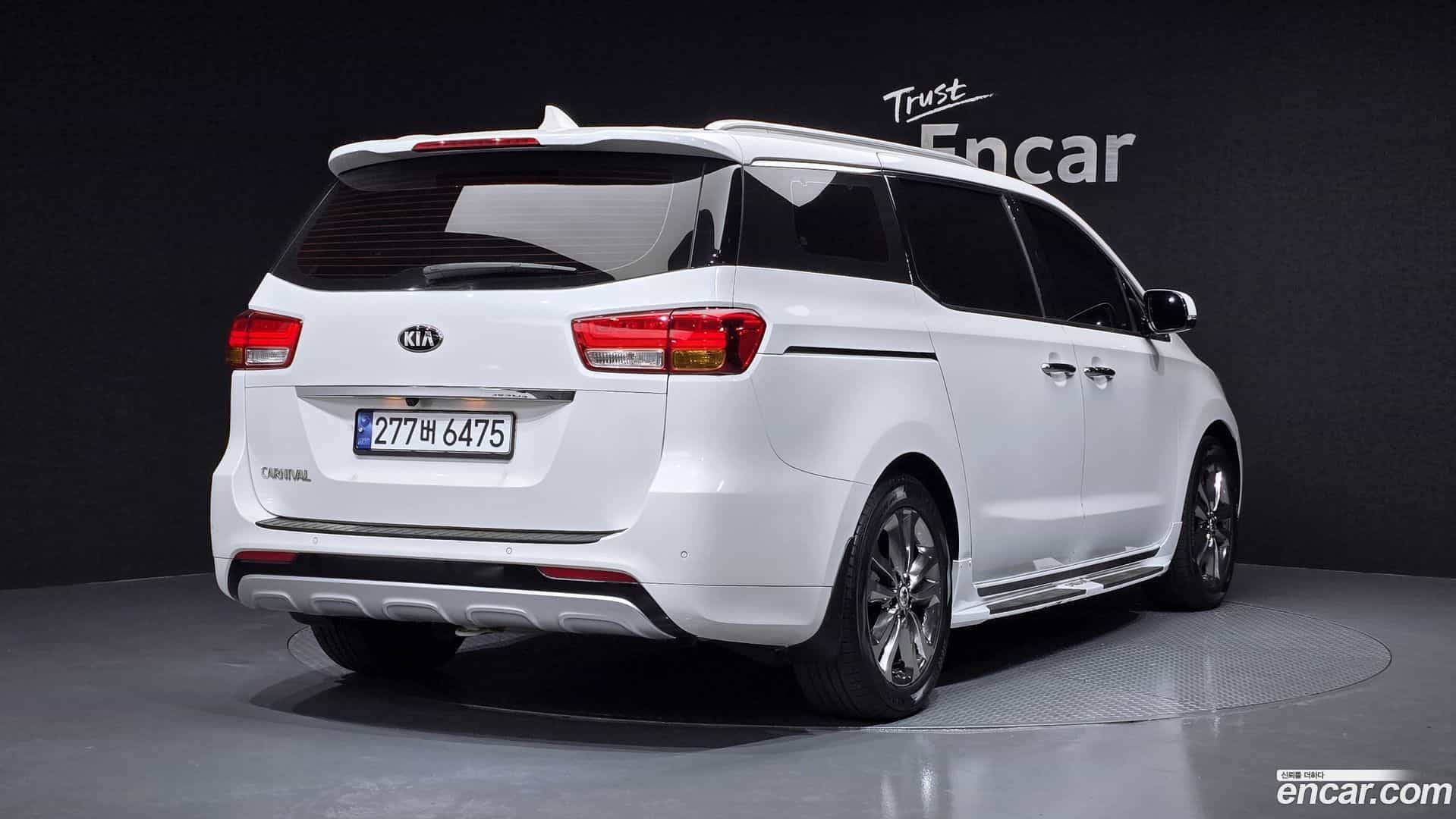 Canival Kia 2017.0-OUTER-002
