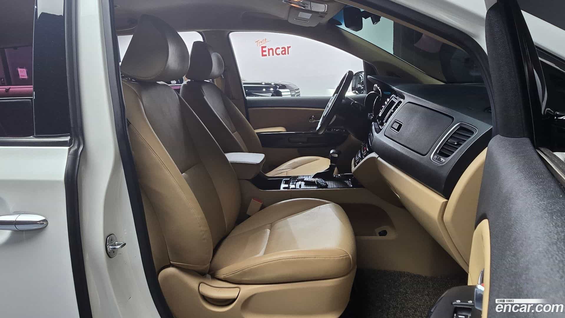 Canival Kia 2017.0-OPTION-015