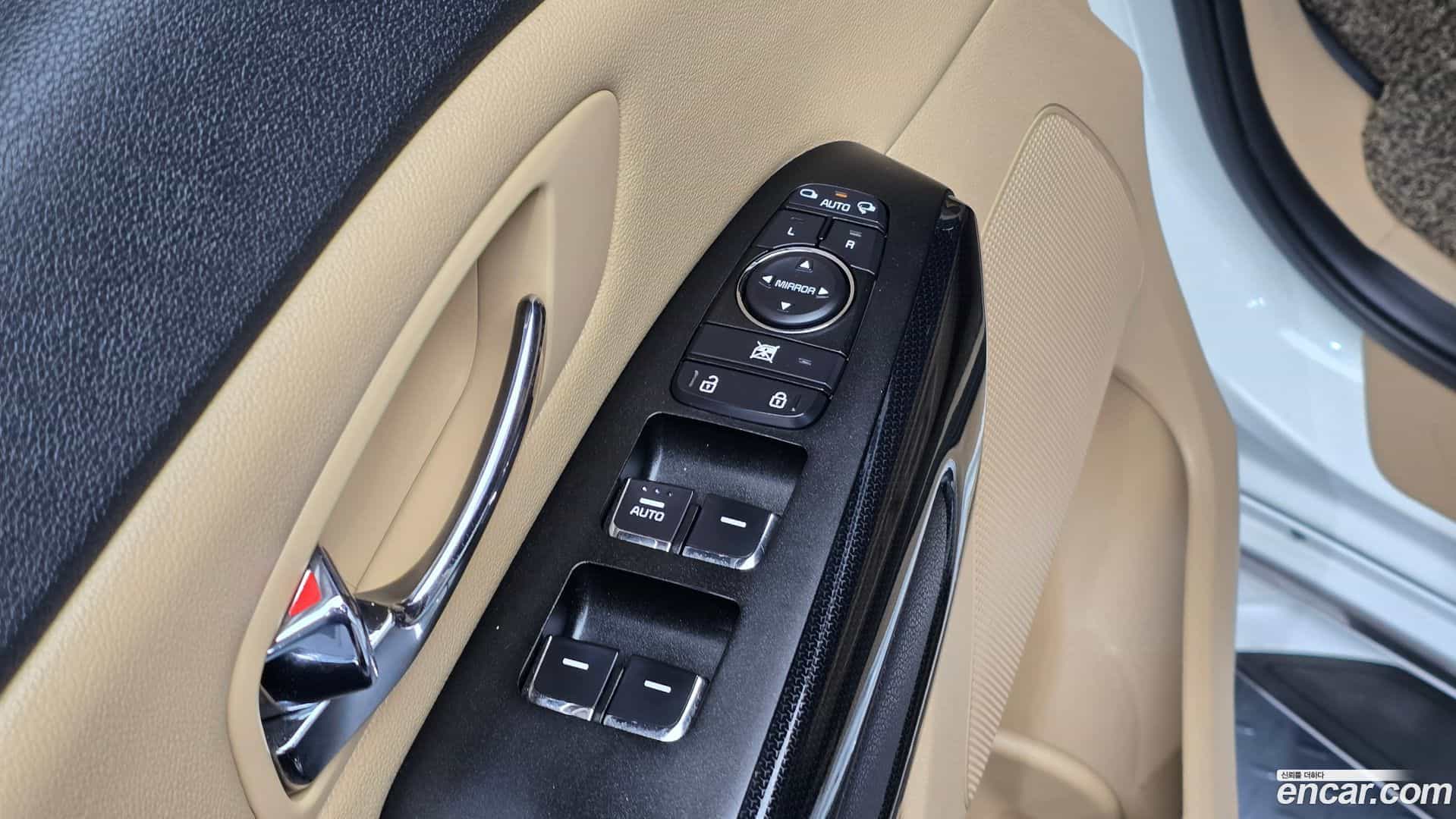 Canival Kia 2017.0-OPTION-040