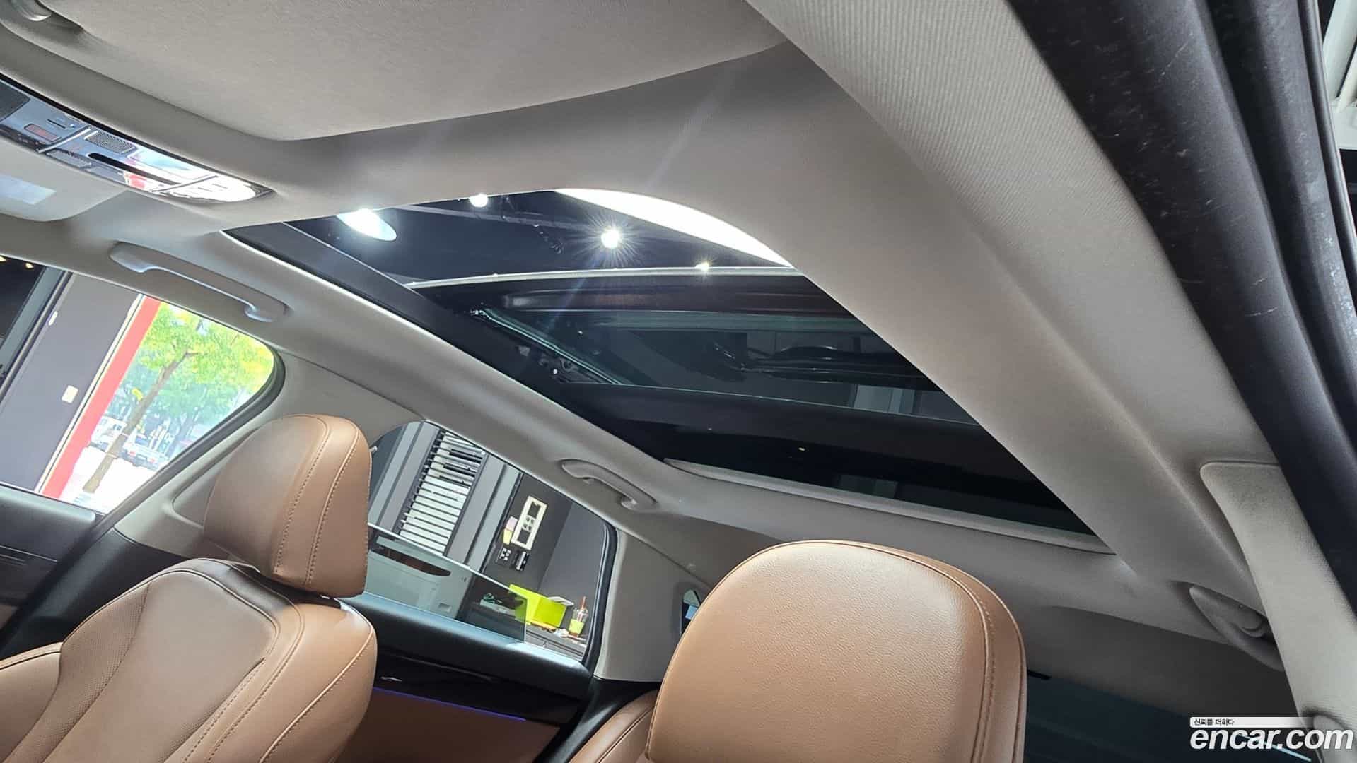 Grandeur Hyundai 2023.1-OPTION-023
