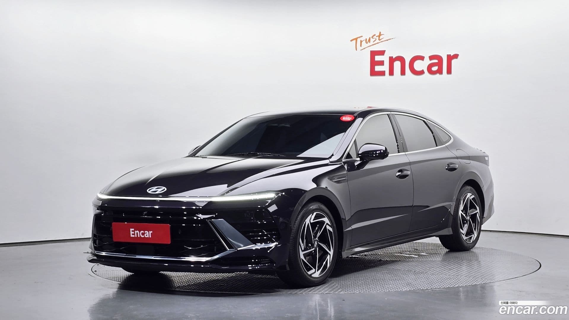 Main__Slider__Photo:Sonata Hyundai 2023.8-0