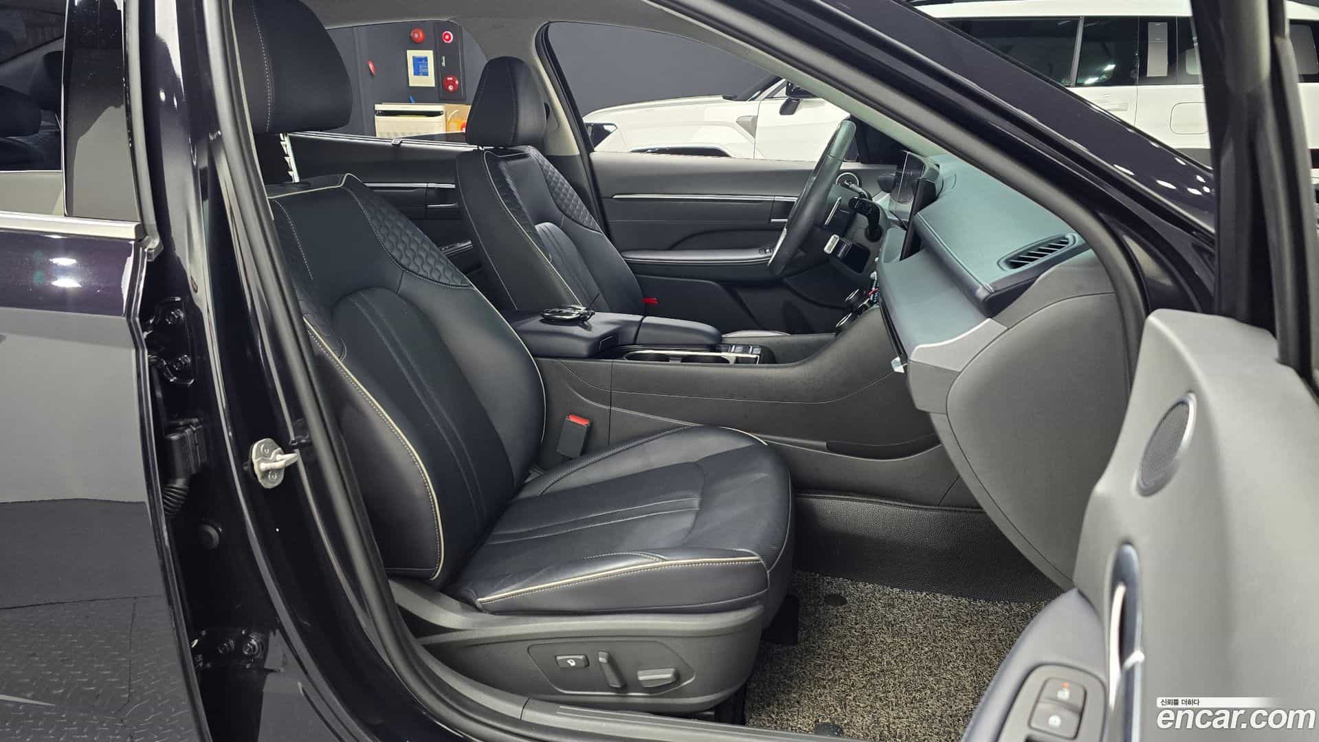 Sonata Hyundai 2023.8-INNER-010