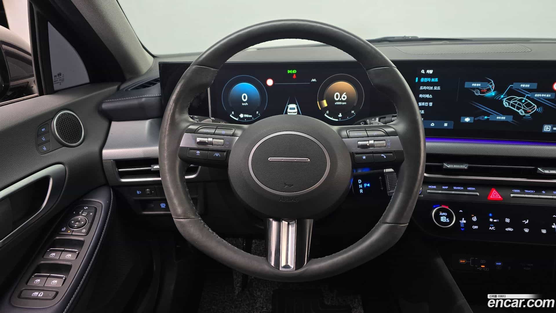 Sonata Hyundai 2023.8-OPTION-017