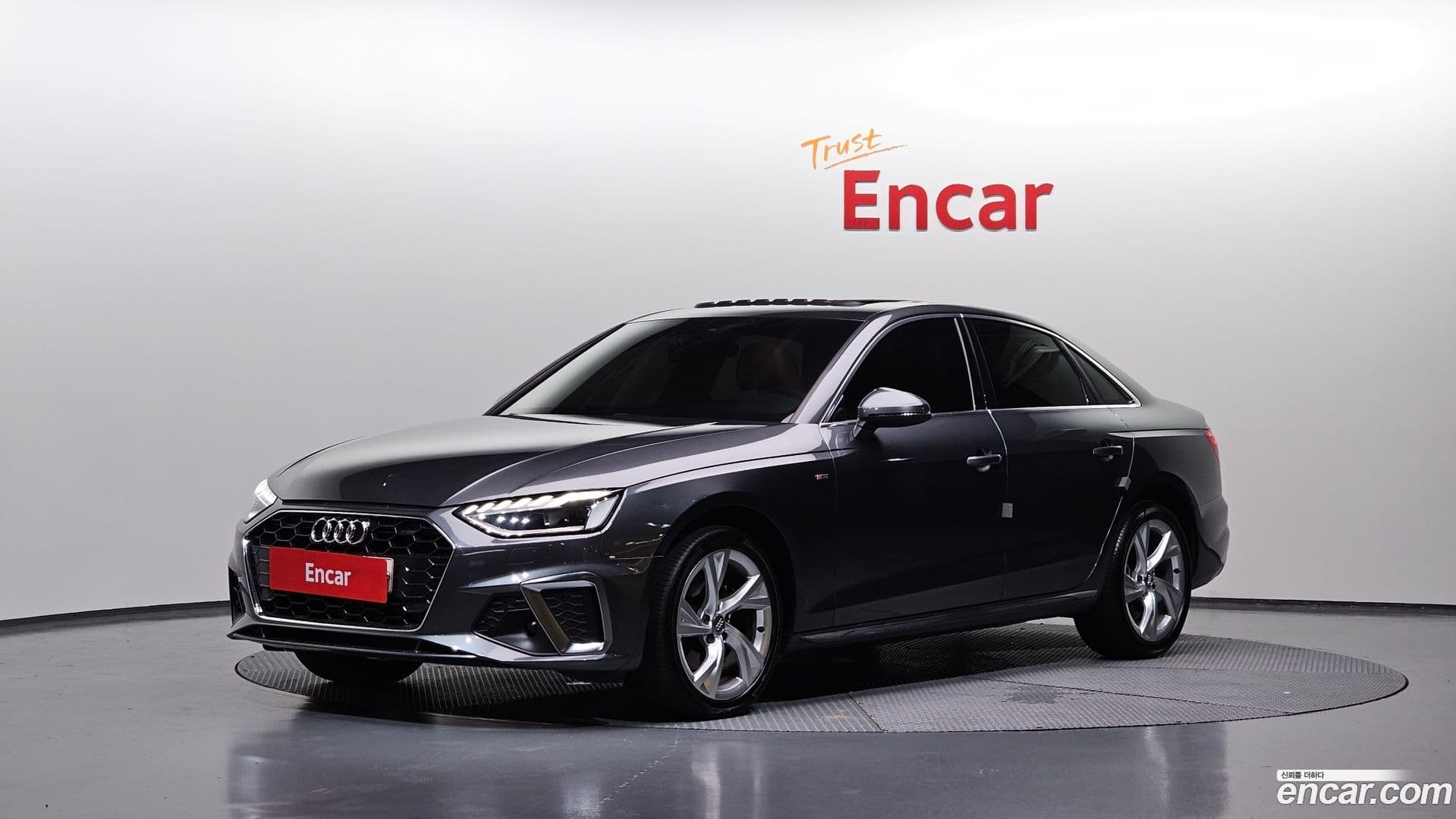 Main__Slider__Photo:A4 Audi 2020.6-0