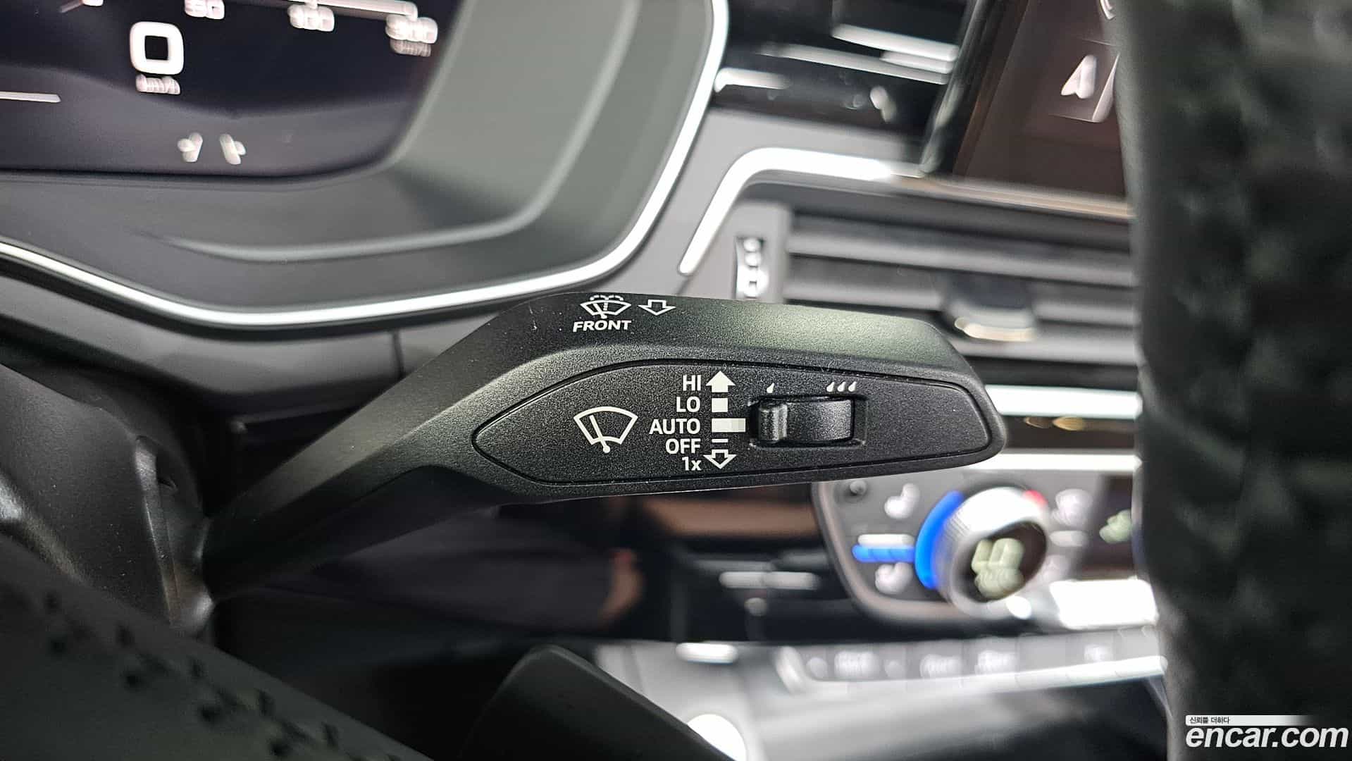 A4 Audi 2020.6-OPTION-024