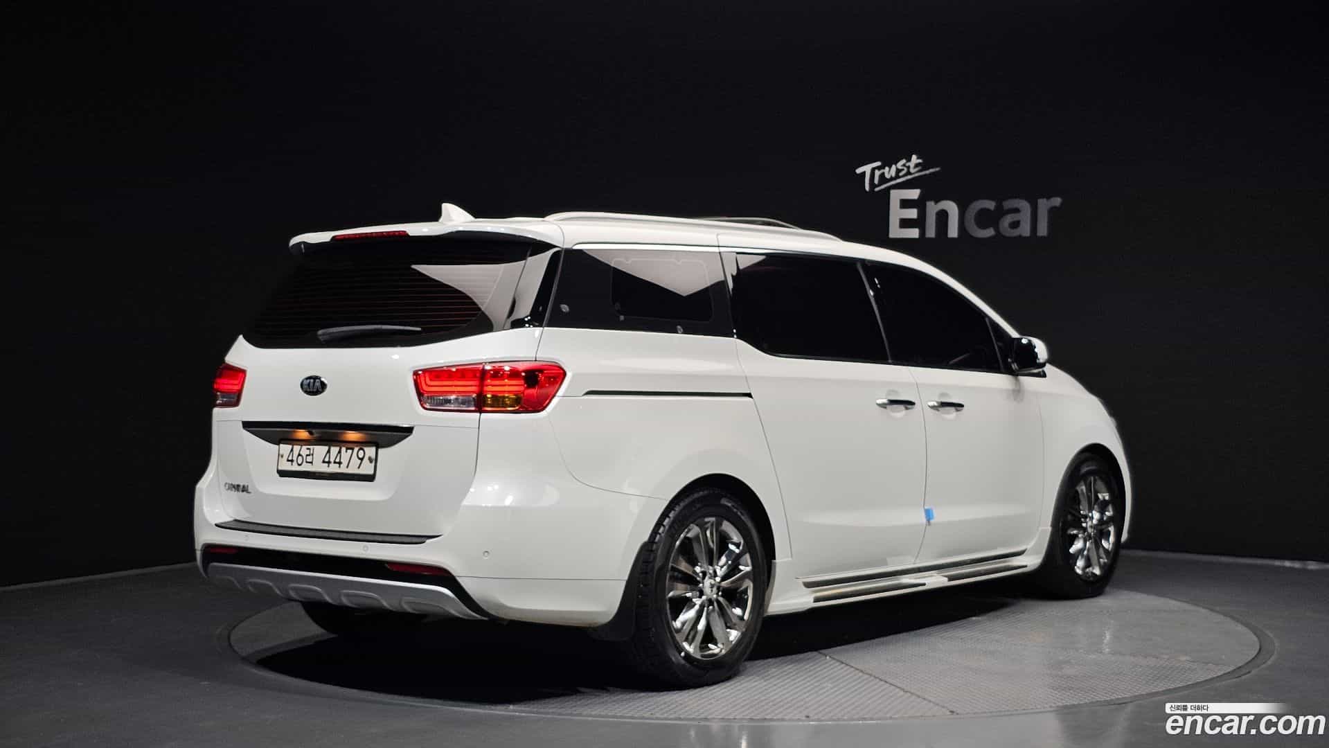 Canival Kia 2015.8-OUTER-002