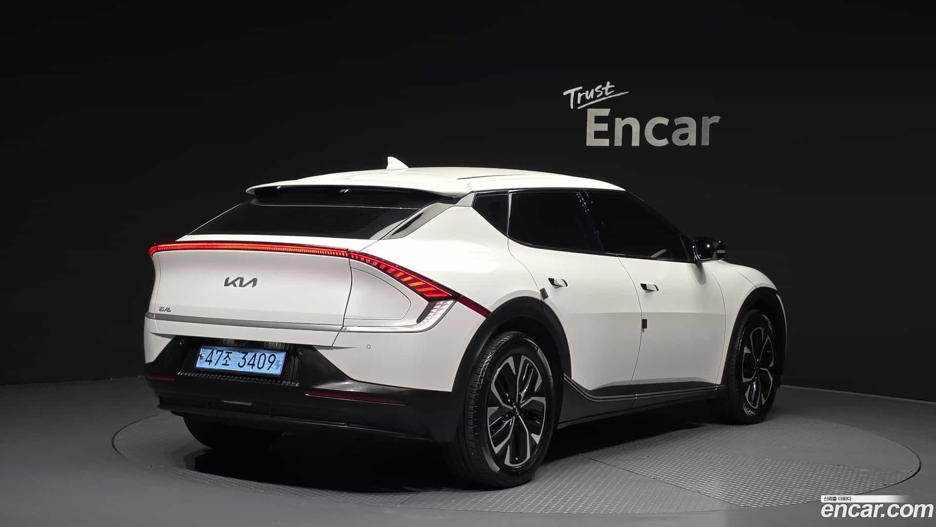 EV6 Kia 2023.10-OUTER-002