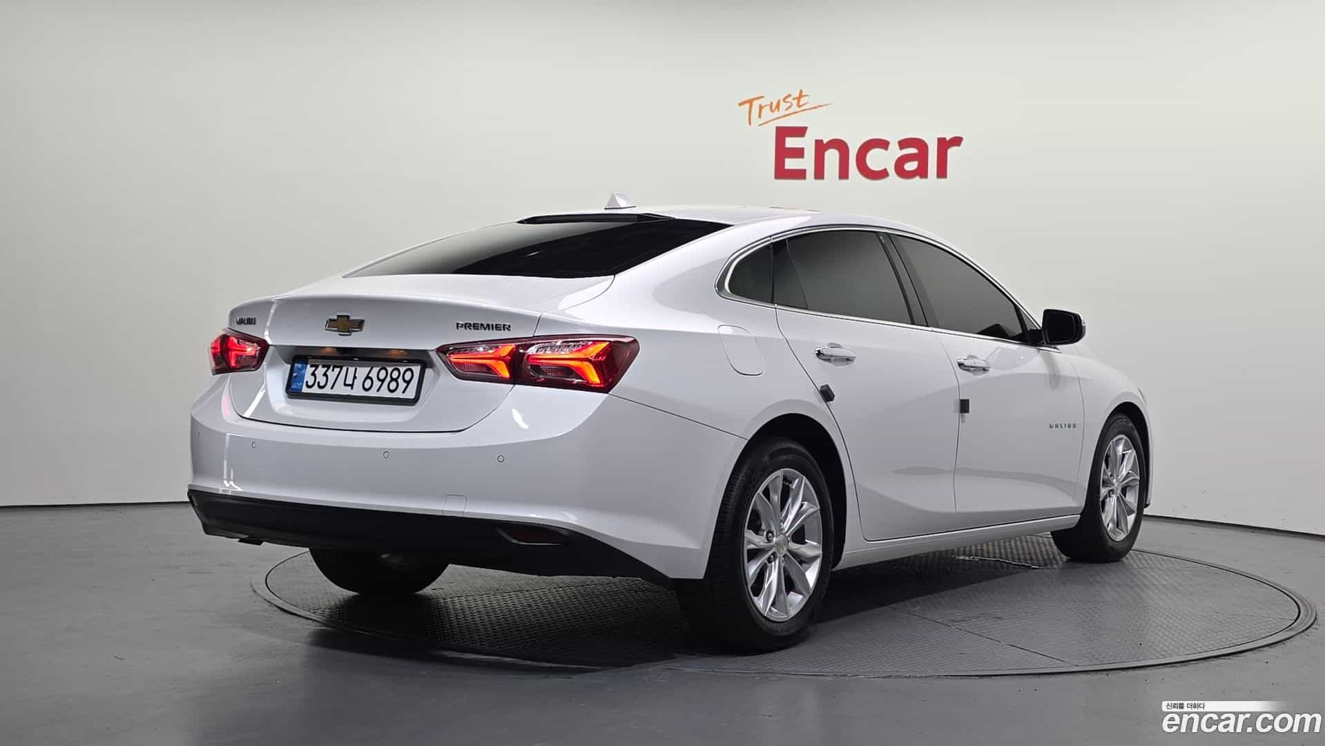 Malibu Chevrolet 2022.0-OUTER-002