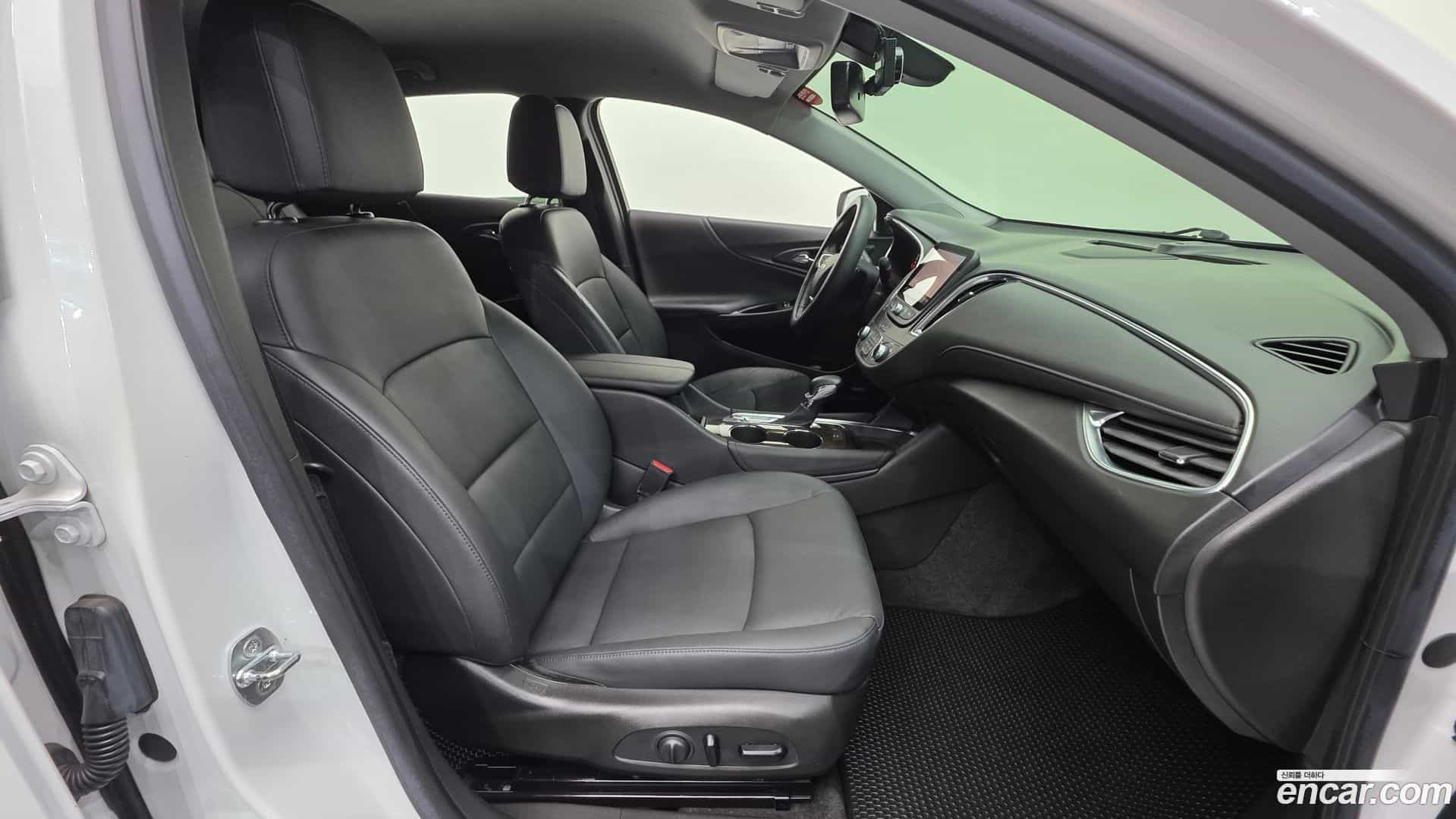 Malibu Chevrolet 2022.0-INNER-010
