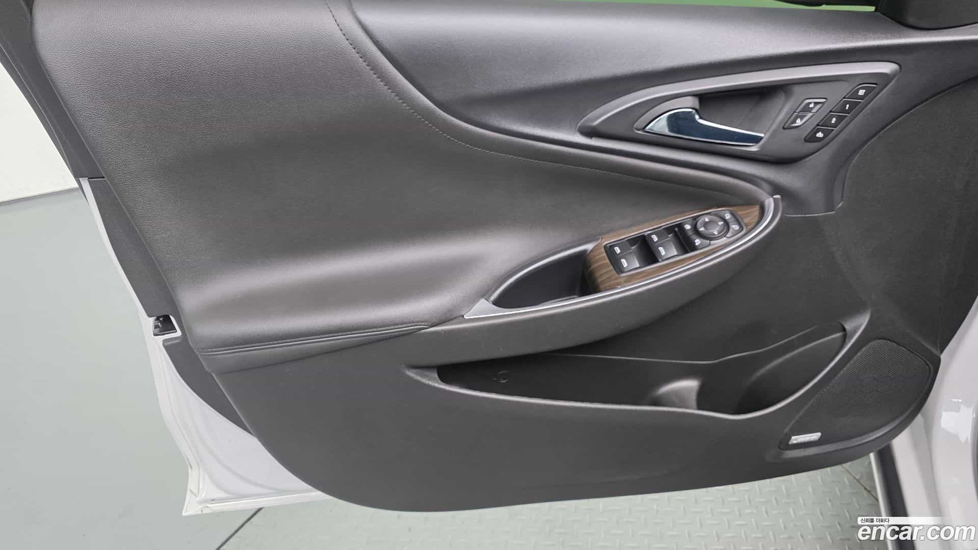 Malibu Chevrolet 2022.0-INNER-034