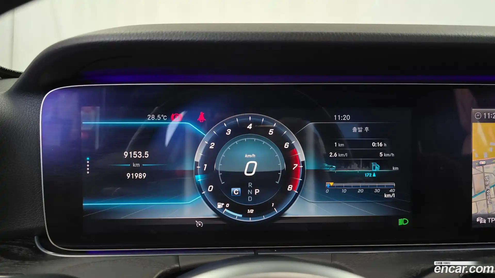E-Class Mercedes-Benz 2018.10-INNER-008