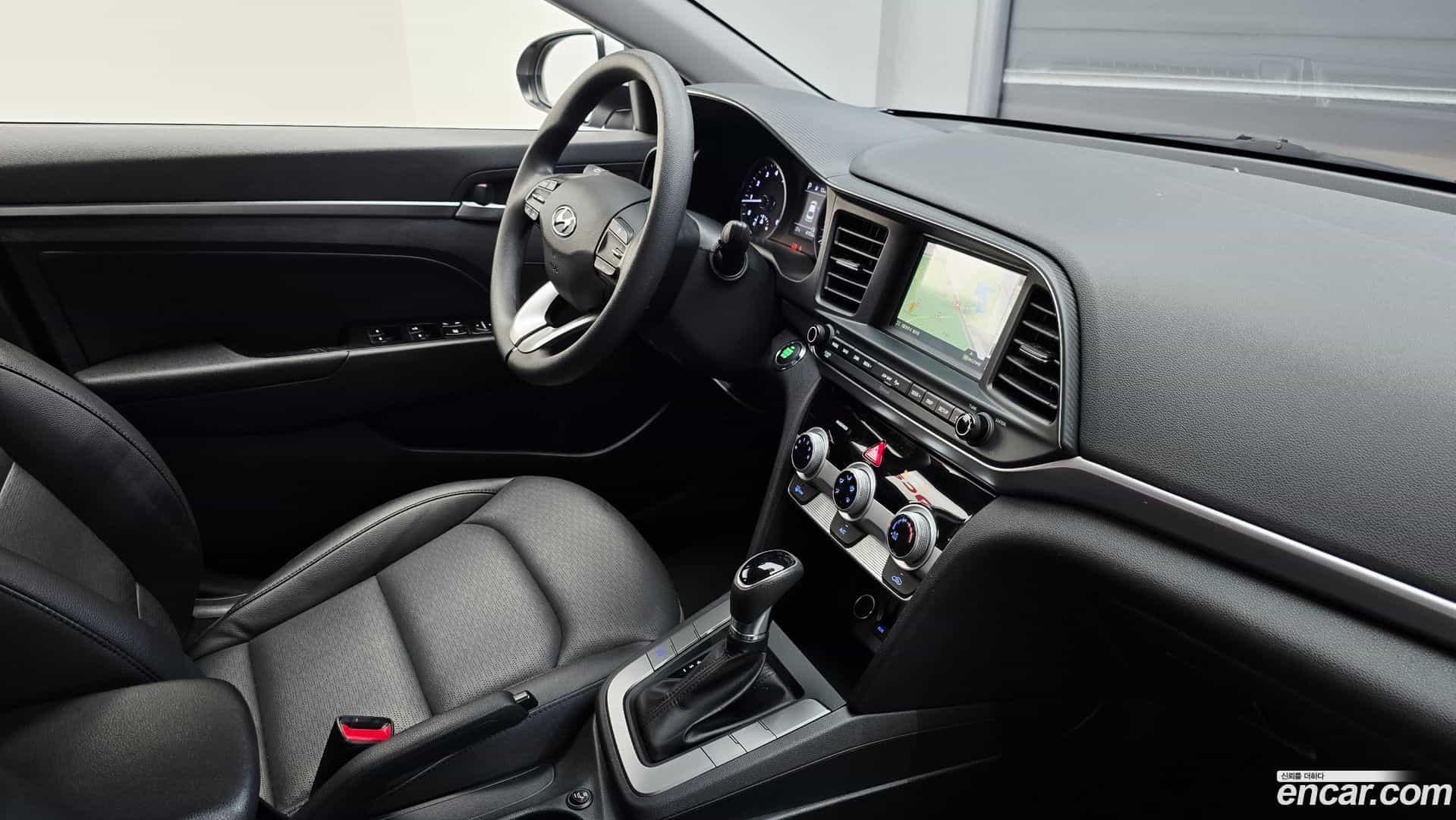 AVANTE Hyundai 2020.1-OPTION-023