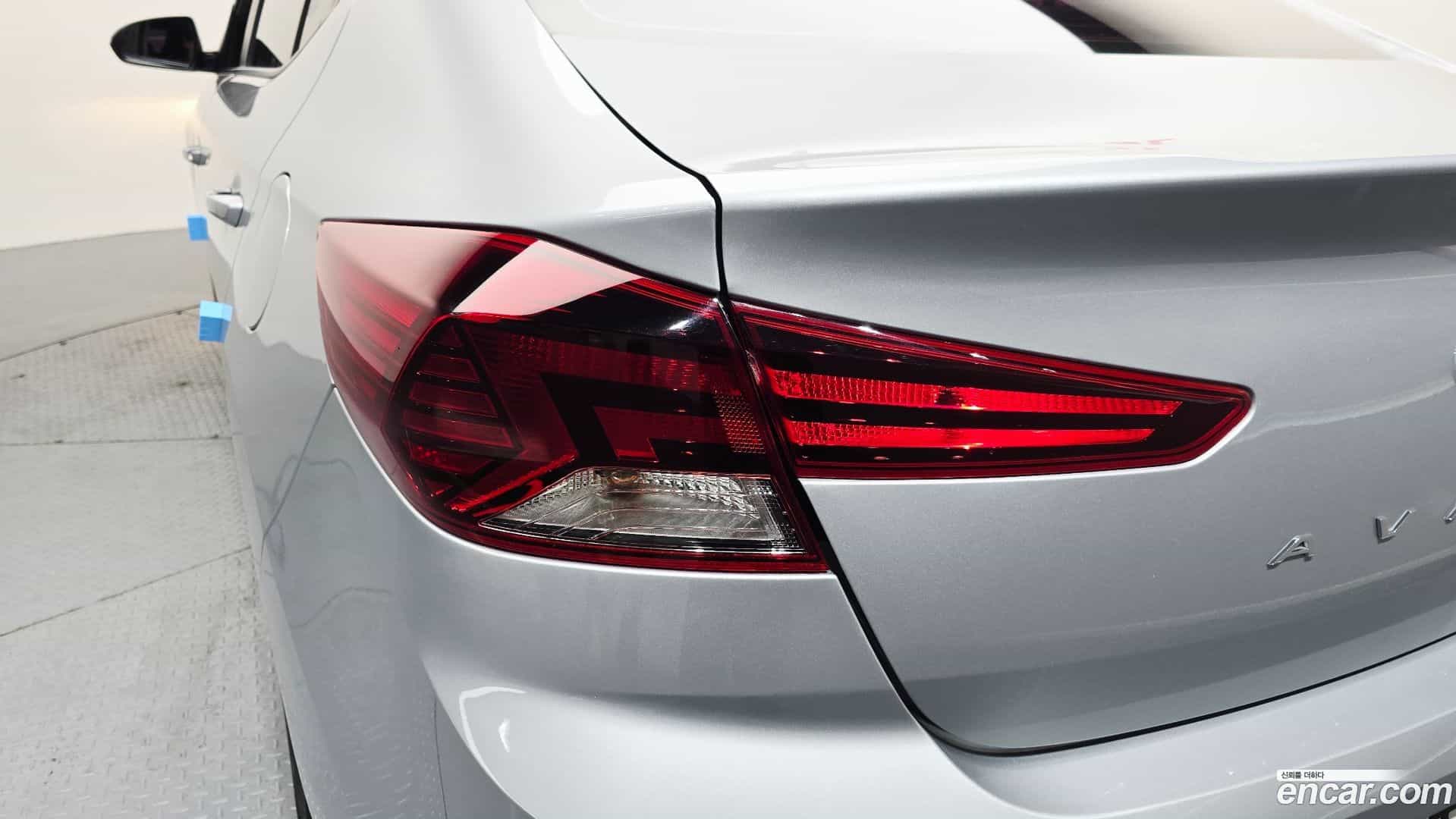 AVANTE Hyundai 2020.1-OUTER-033