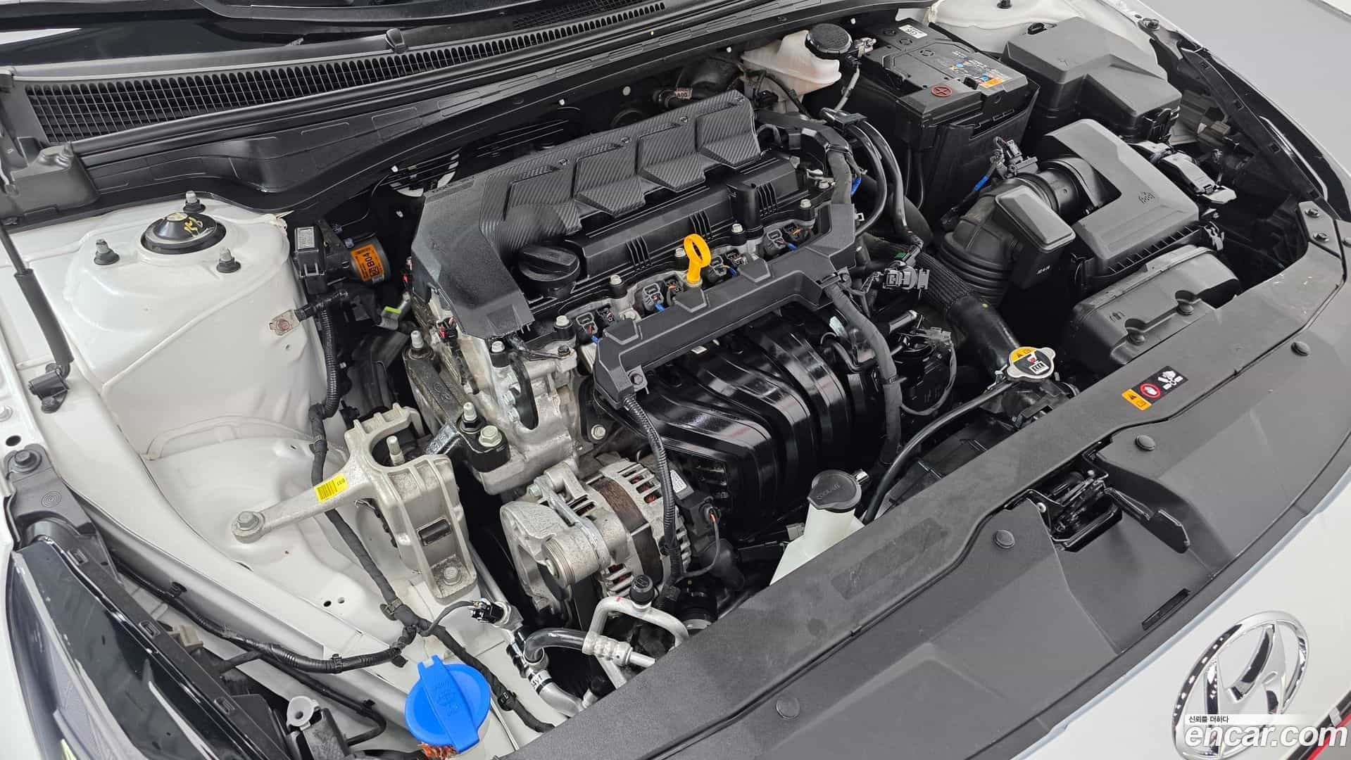 AVANTE Hyundai 2023.1-OUTER-006