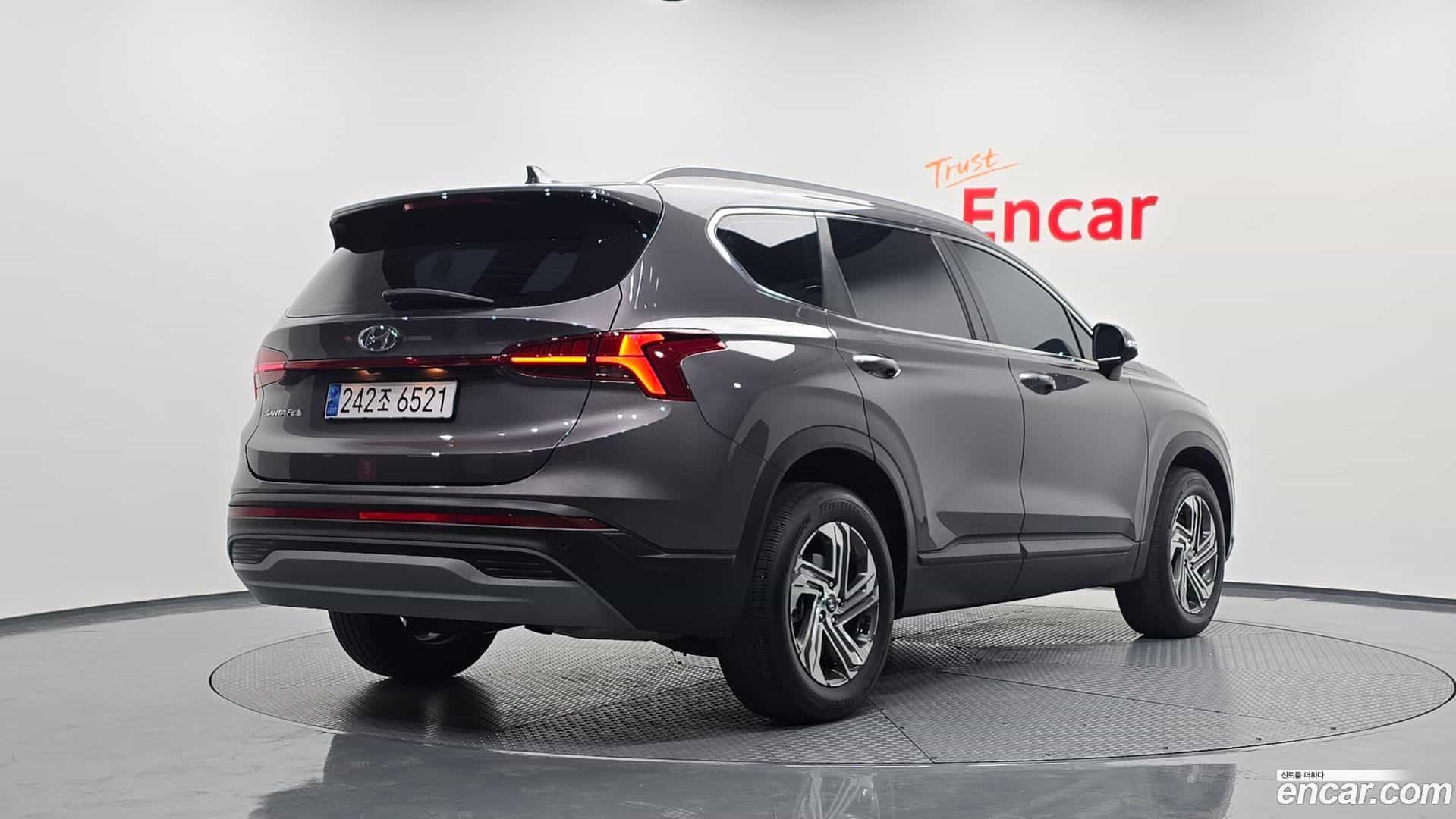 Santafe Hyundai 2022.10-OUTER-002
