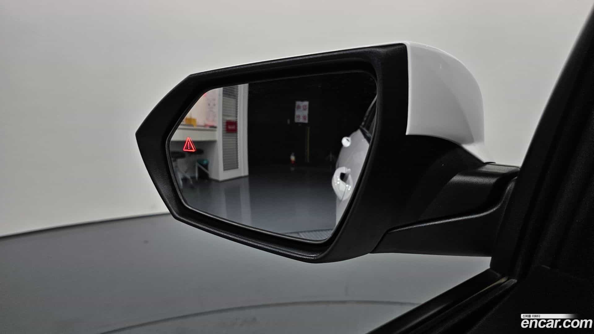 AVANTE Hyundai 2023.5-OPTION-022