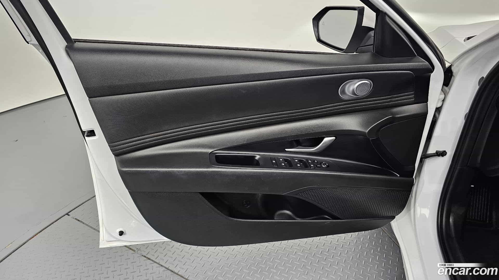 AVANTE Hyundai 2023.5-INNER-034
