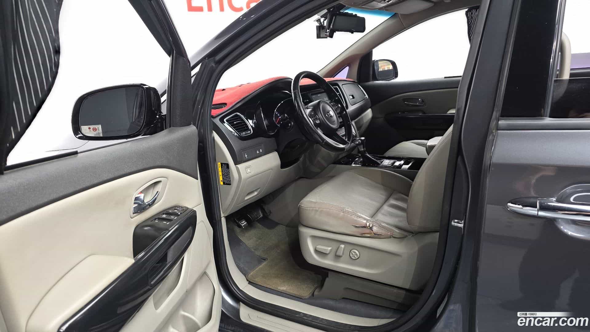 Canival Kia 2016.5-INNER-010