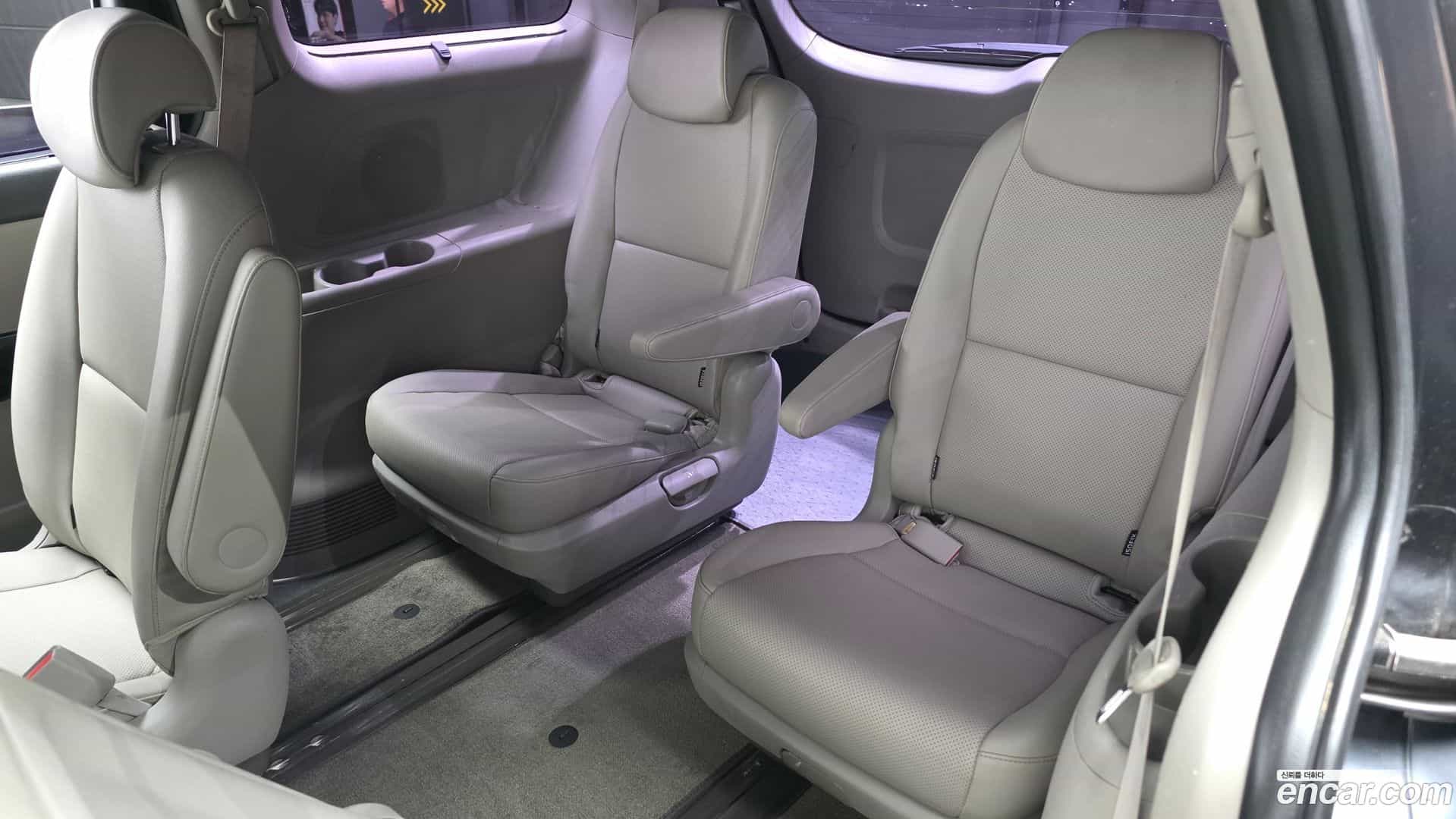 Canival Kia 2016.5-OPTION-023