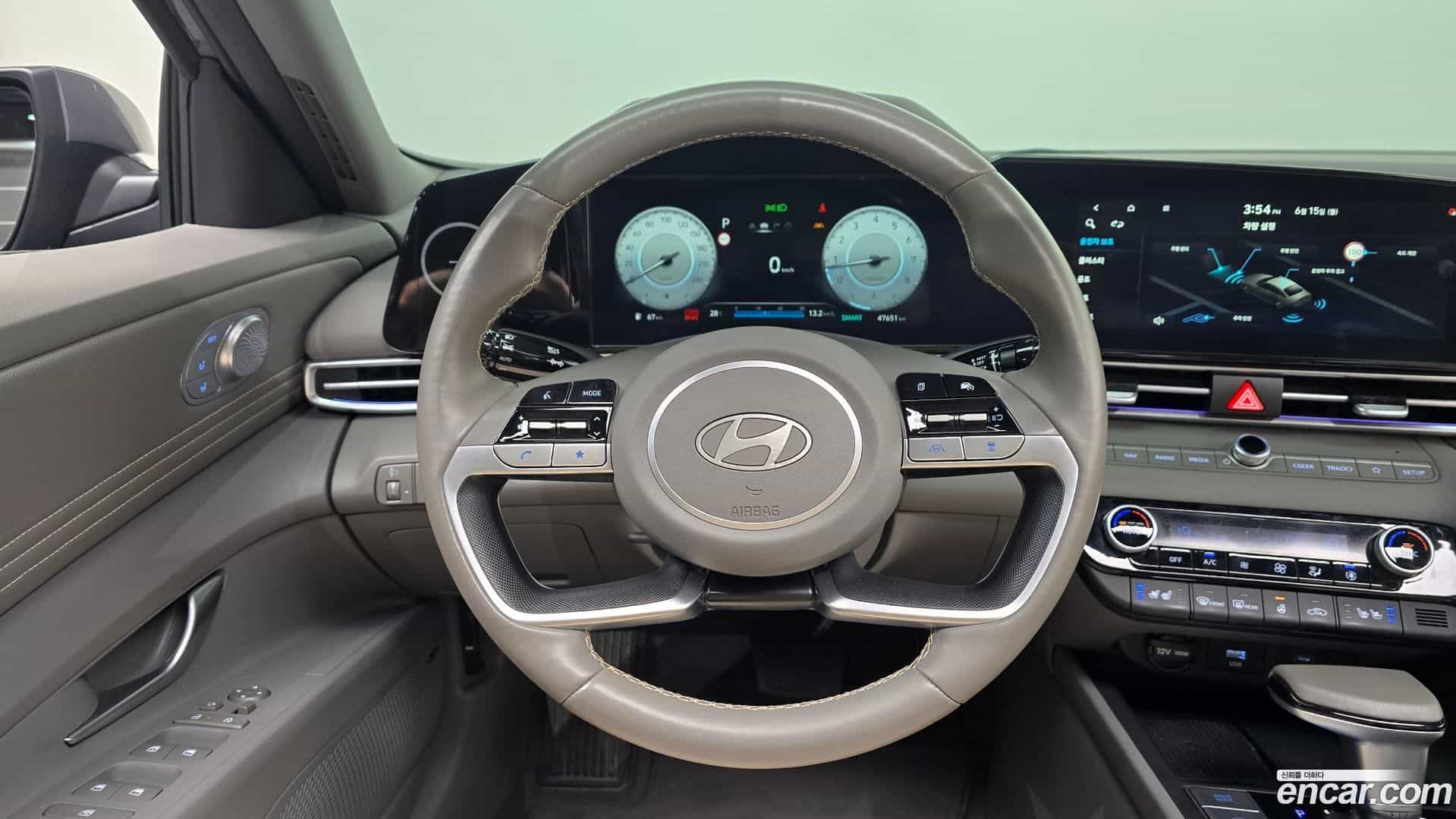 AVANTE Hyundai 2023.4-OPTION-017