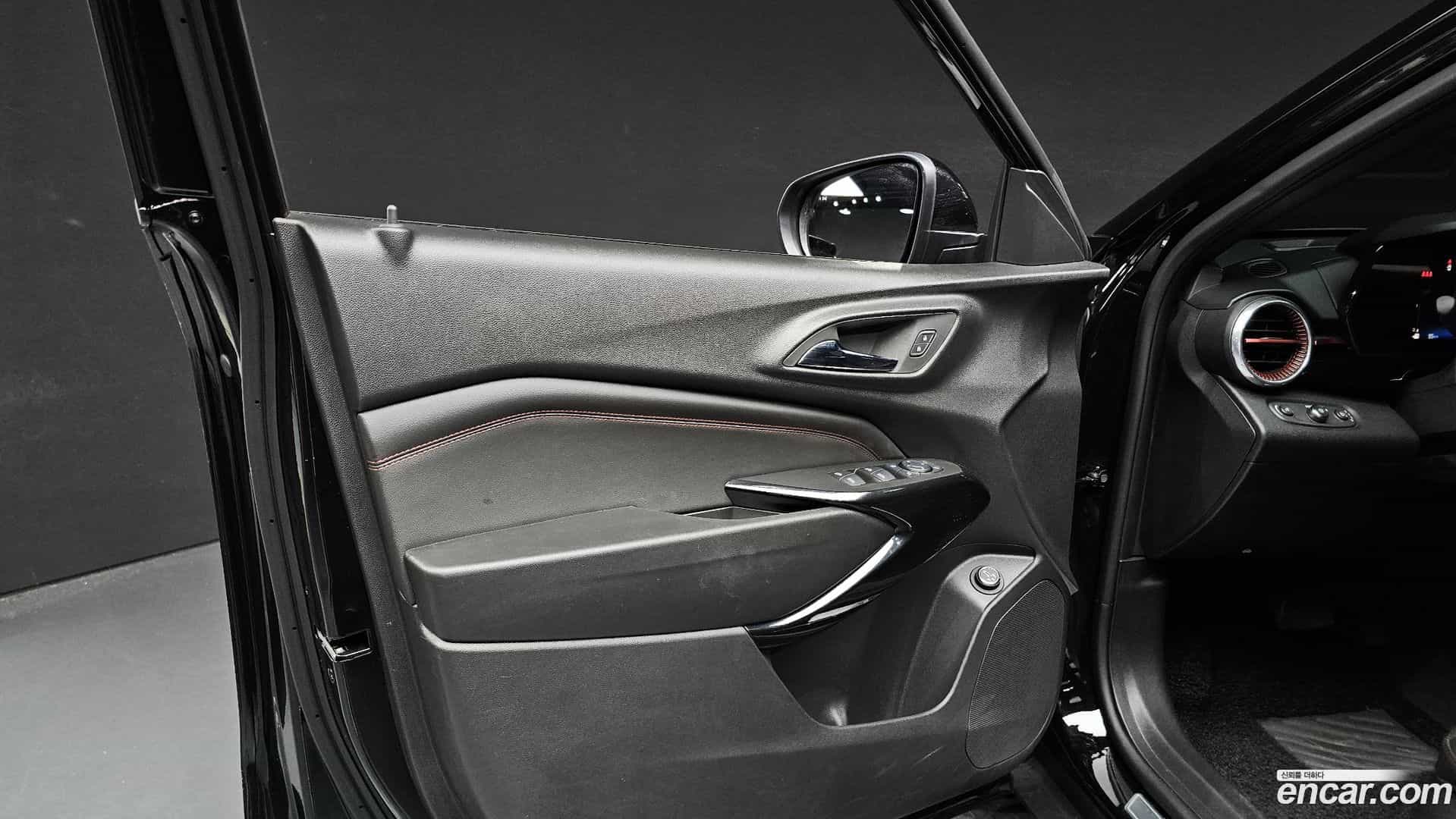 Trax Chevrolet 2024.4-INNER-034