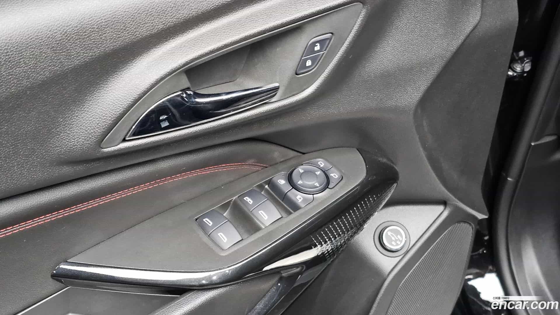 Trax Chevrolet 2024.4-OPTION-040