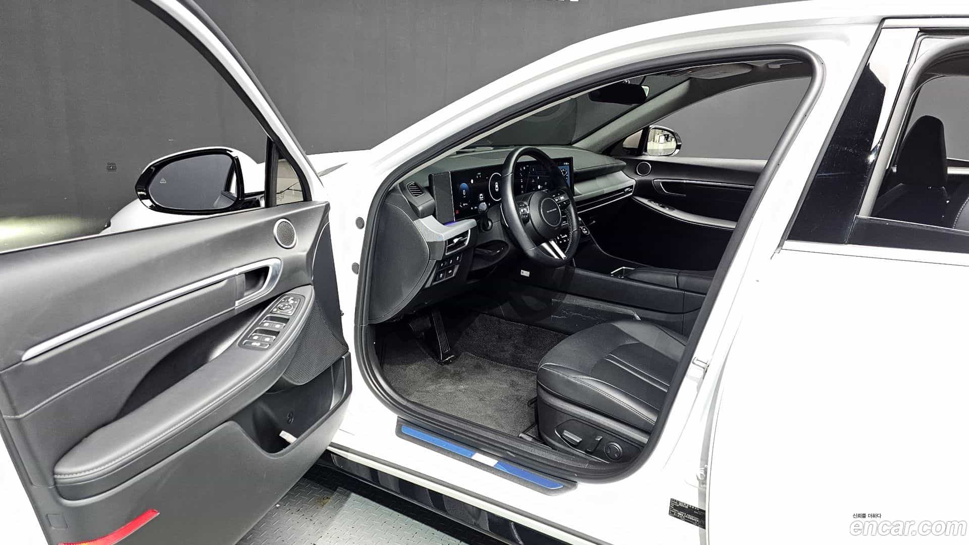 Sonata Hyundai 2025.3-INNER-010