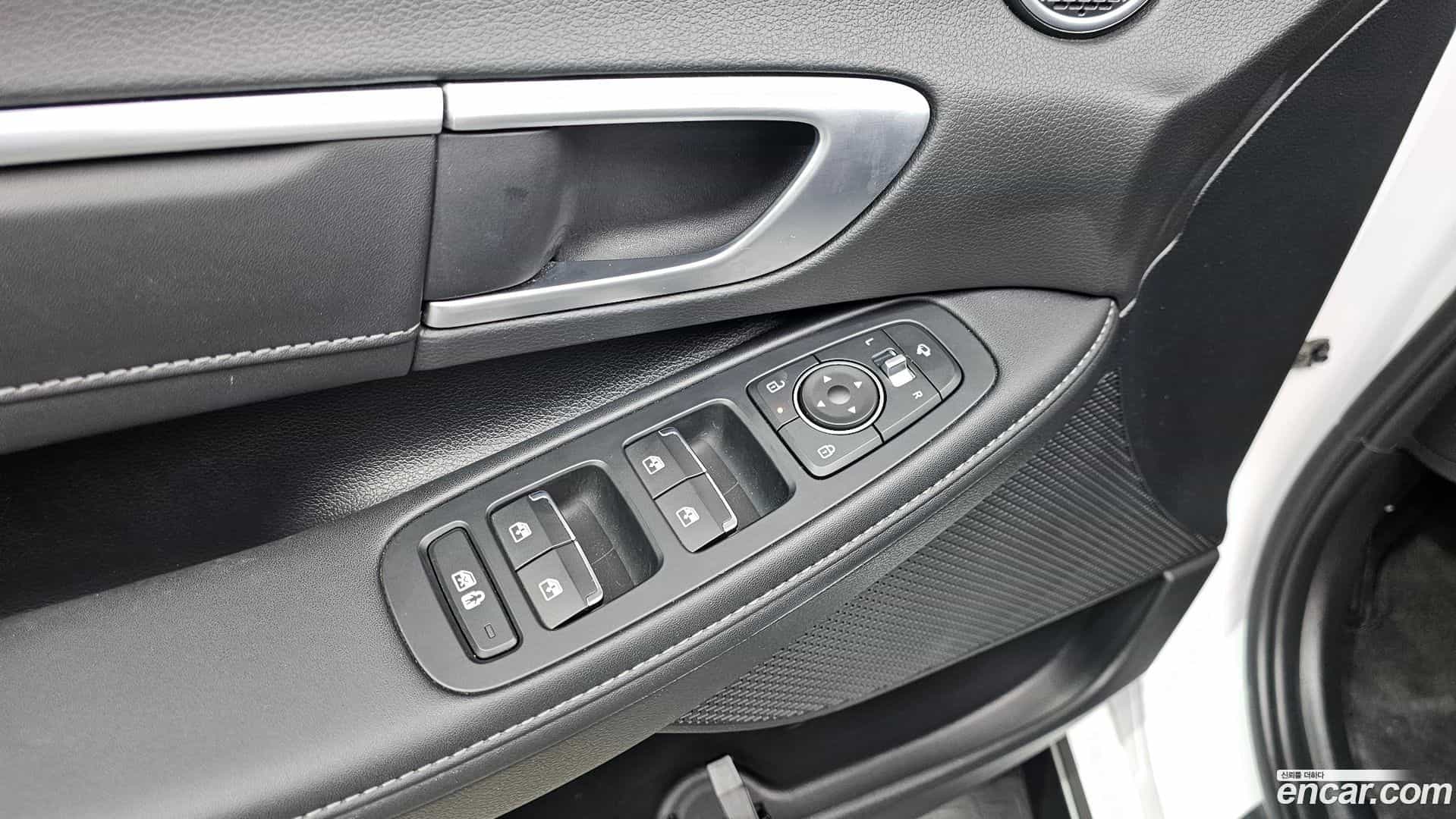 Sonata Hyundai 2025.3-OPTION-024