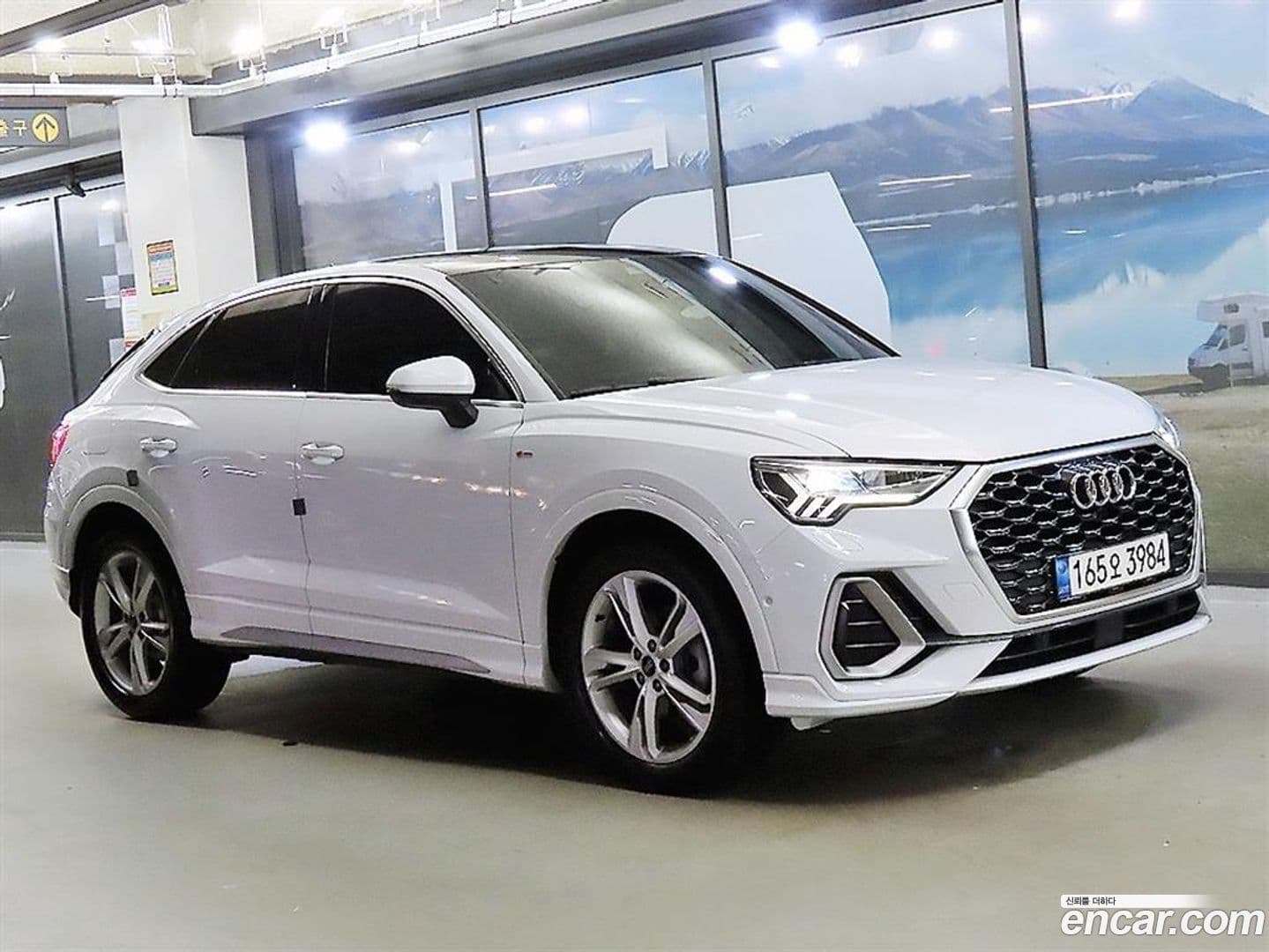 Main__Slider__Photo:Q3 Audi 2022.5-0
