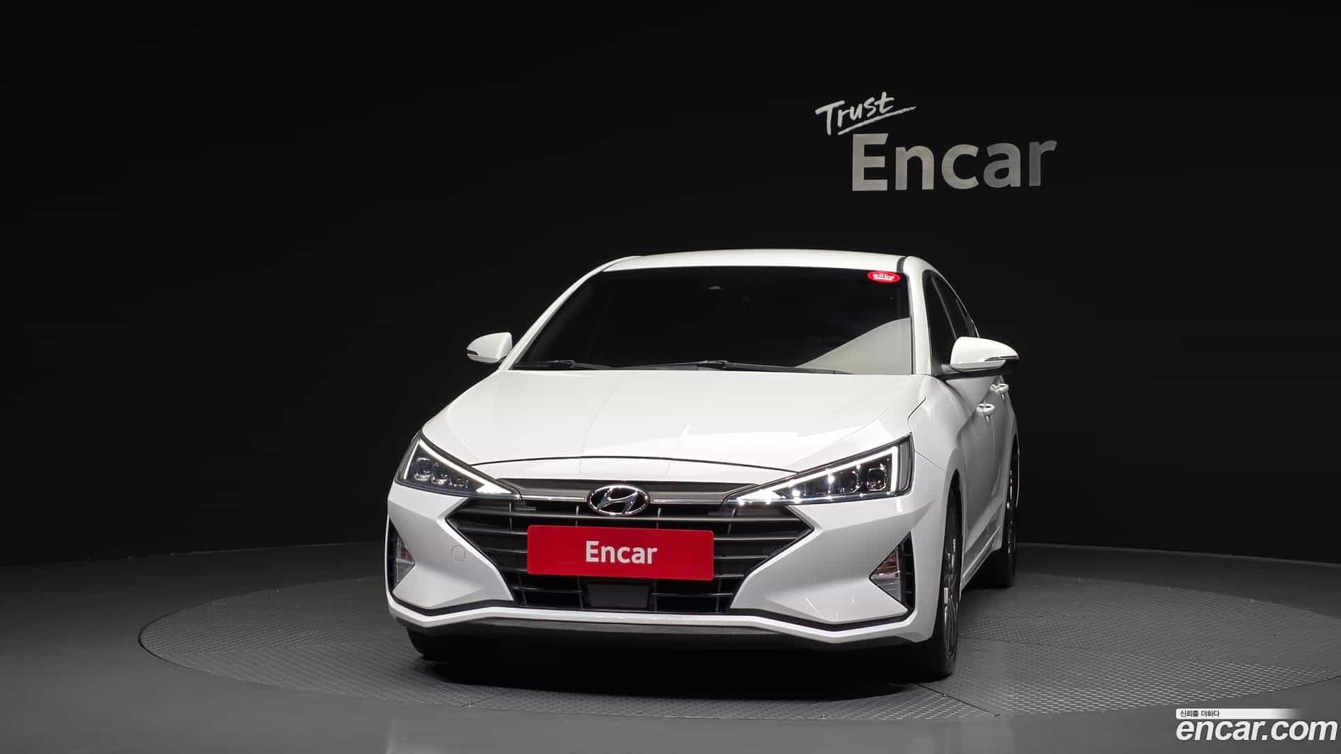 AVANTE Hyundai 2018.9-OUTER-003