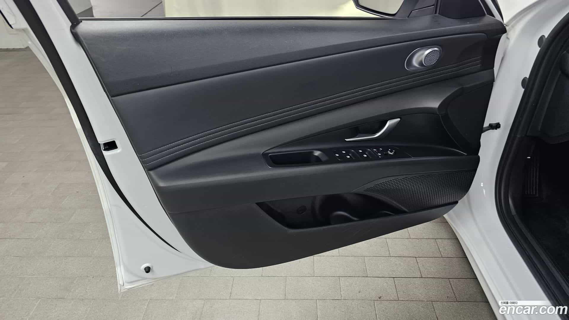 AVANTE Hyundai 2023.7-INNER-034