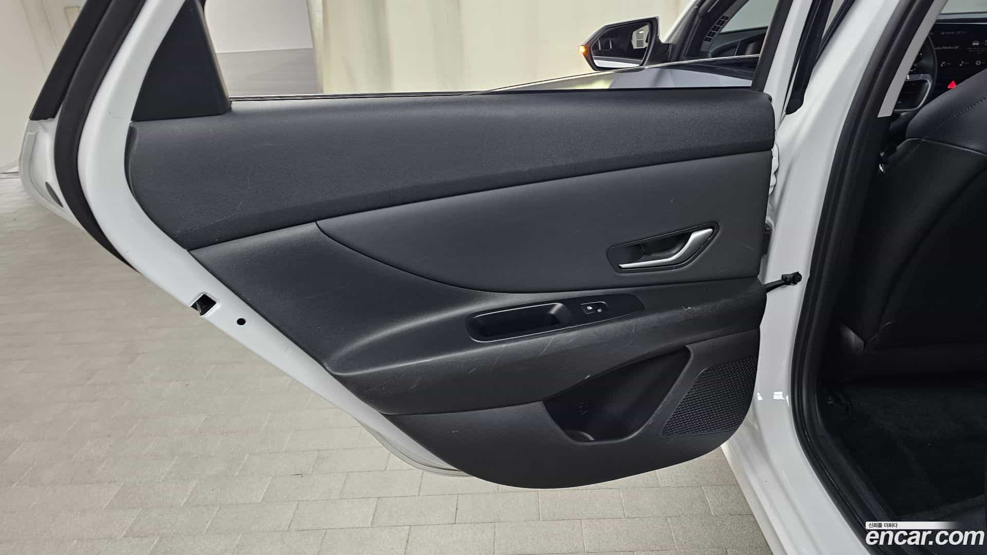 AVANTE Hyundai 2023.7-INNER-035