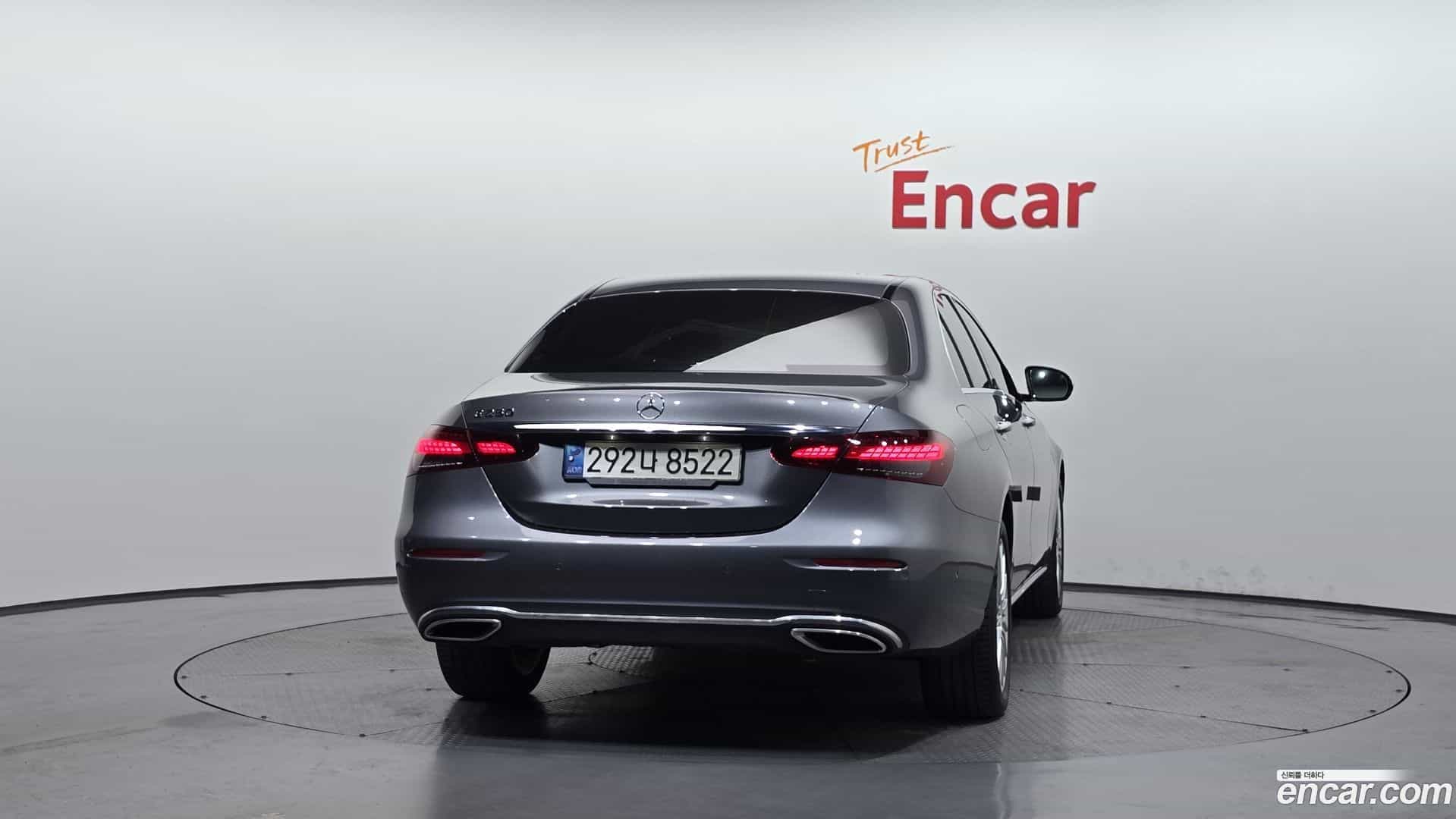 E-Class Mercedes-Benz 2022.3-OUTER-004