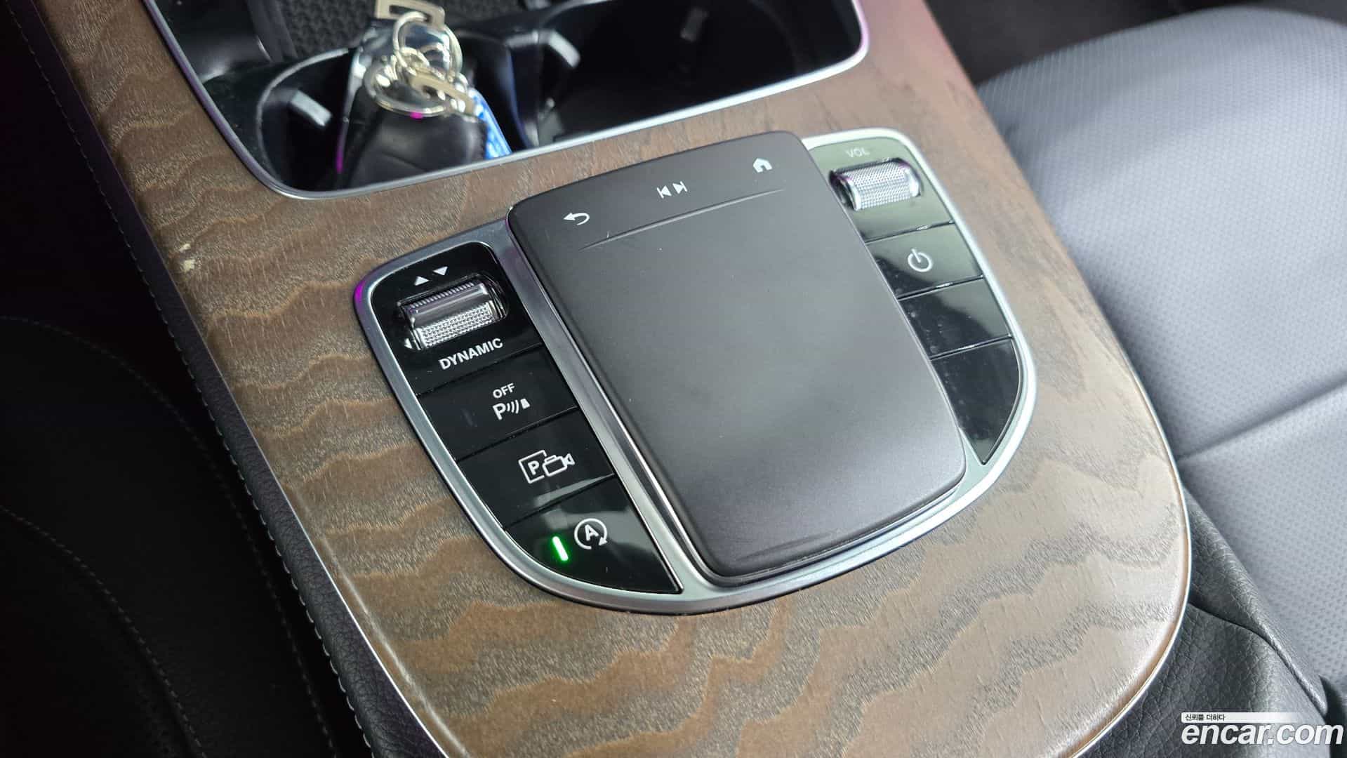 E-Class Mercedes-Benz 2022.3-OPTION-021