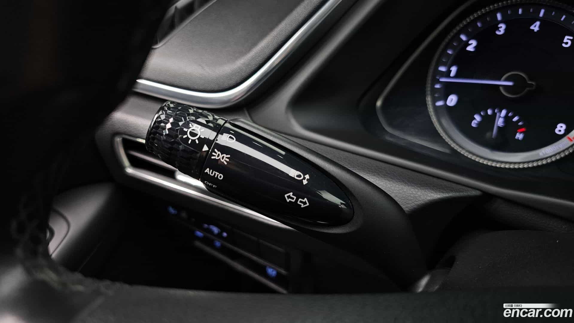 Sonata Hyundai 2019.5-OPTION-019