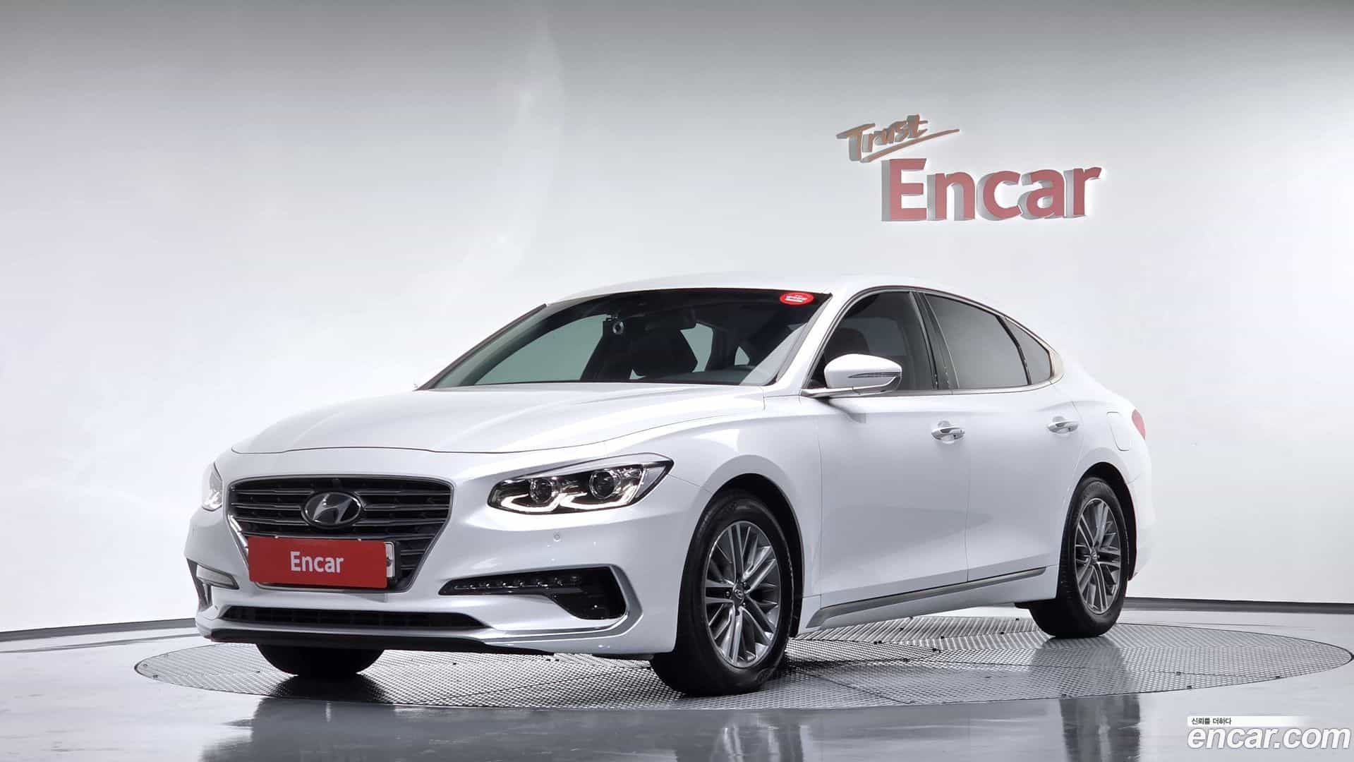 Grandeur Hyundai 2019.1-OUTER-001