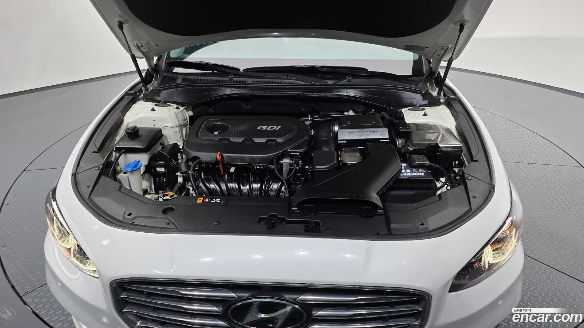 Grandeur Hyundai 2019.1-OUTER-006