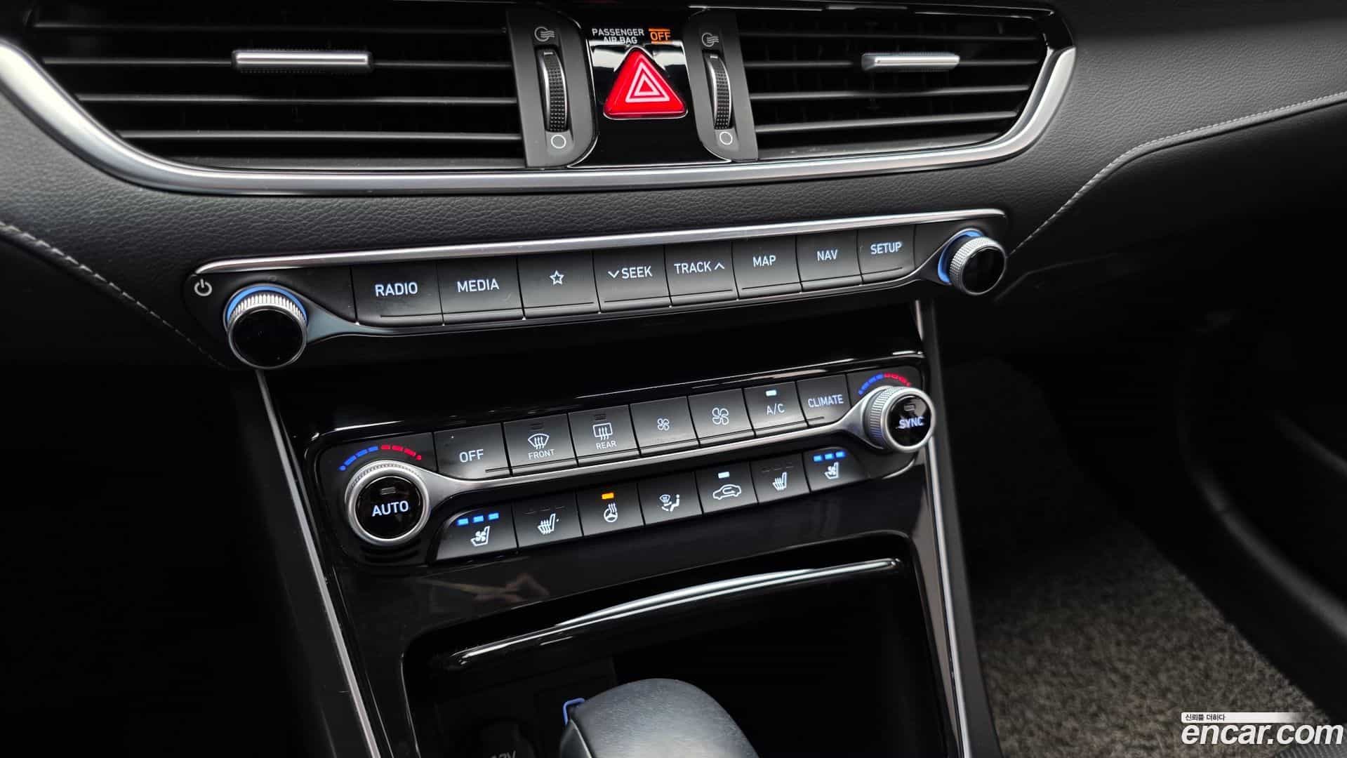 Grandeur Hyundai 2019.1-OPTION-020