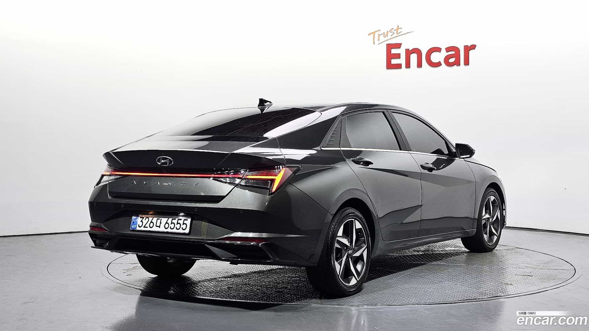 AVANTE Hyundai 2020.5-OUTER-002
