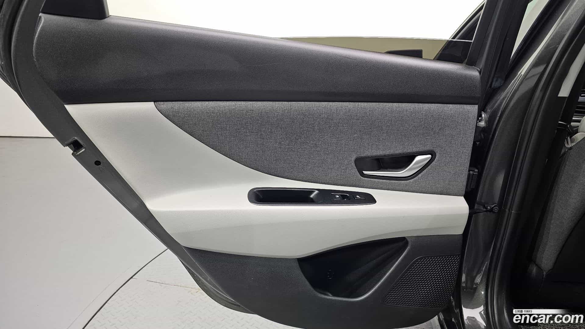 AVANTE Hyundai 2020.5-INNER-035