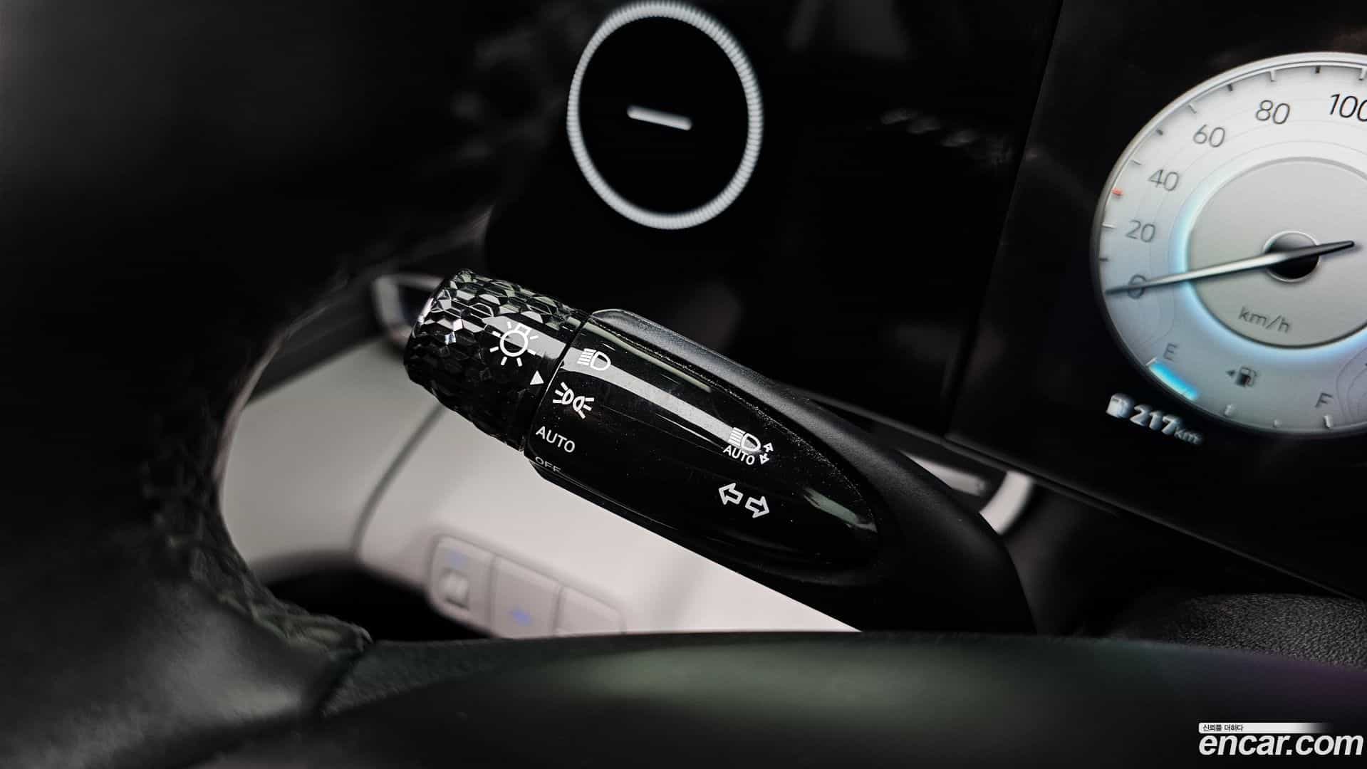 AVANTE Hyundai 2020.5-OPTION-041