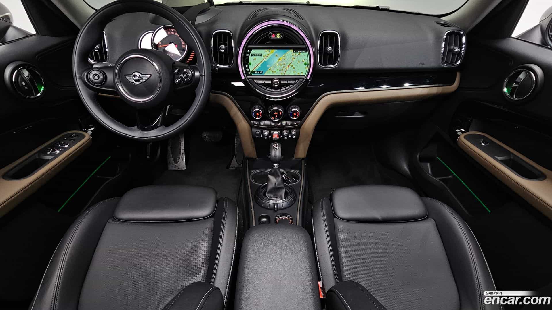 Countryman Mini 2017.6-INNER-007