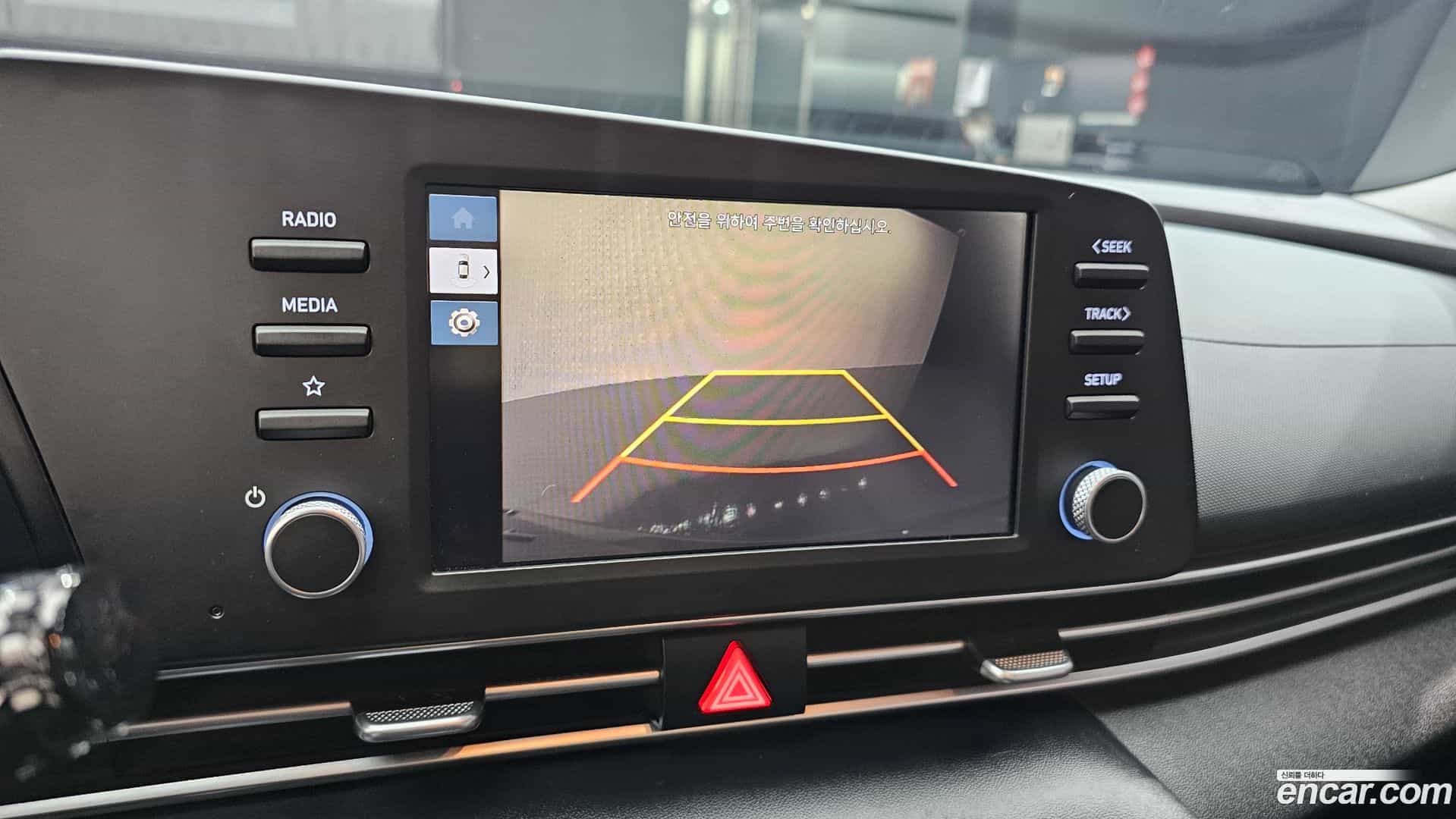 AVANTE Hyundai 2023.0-OPTION-024