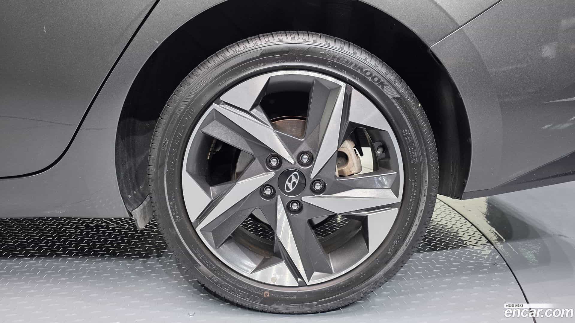 AVANTE Hyundai 2023.0-OUTER-031