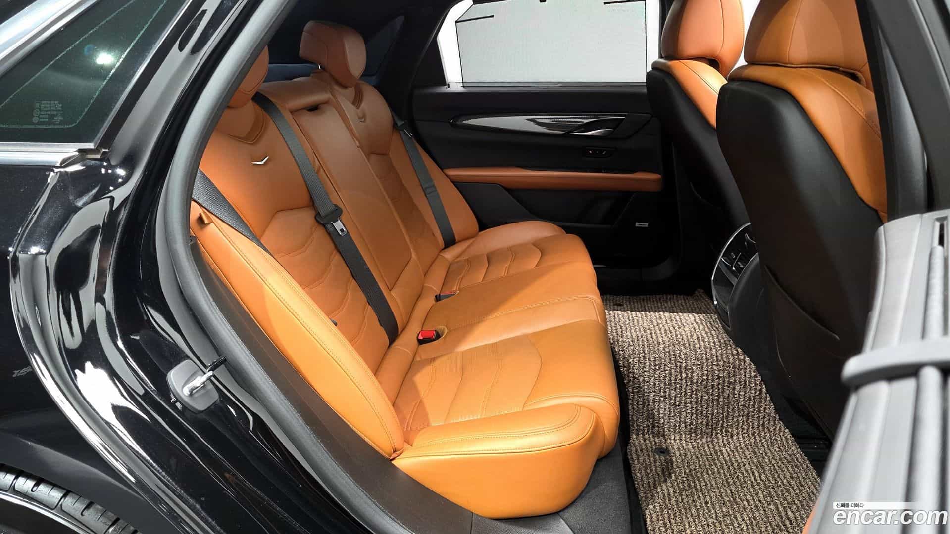 CT6 Cadillac 2018.8-OPTION-015