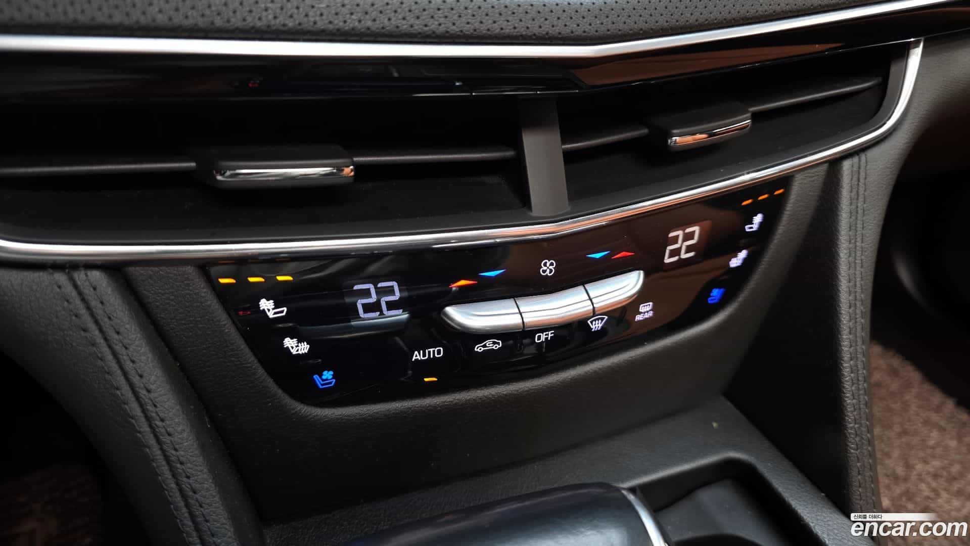 CT6 Cadillac 2018.8-OPTION-022