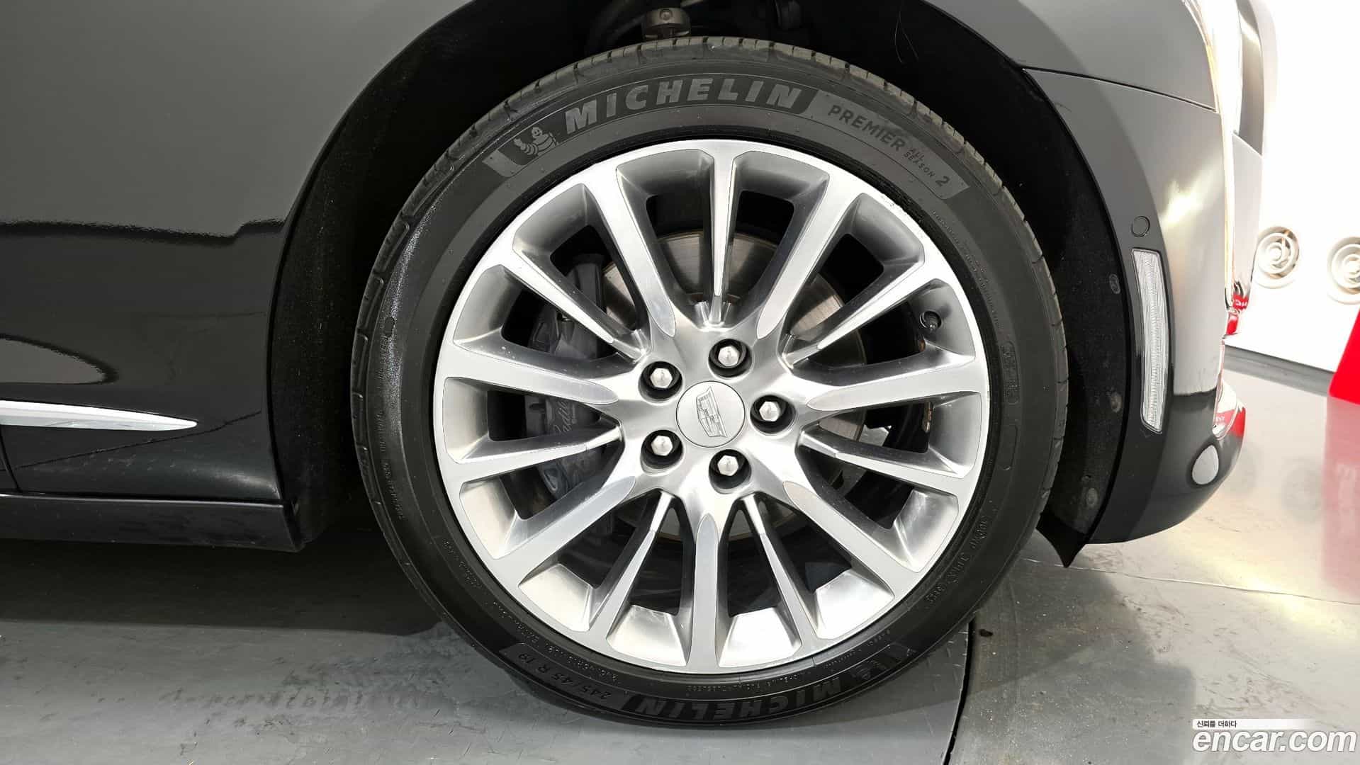 CT6 Cadillac 2018.8-OUTER-031