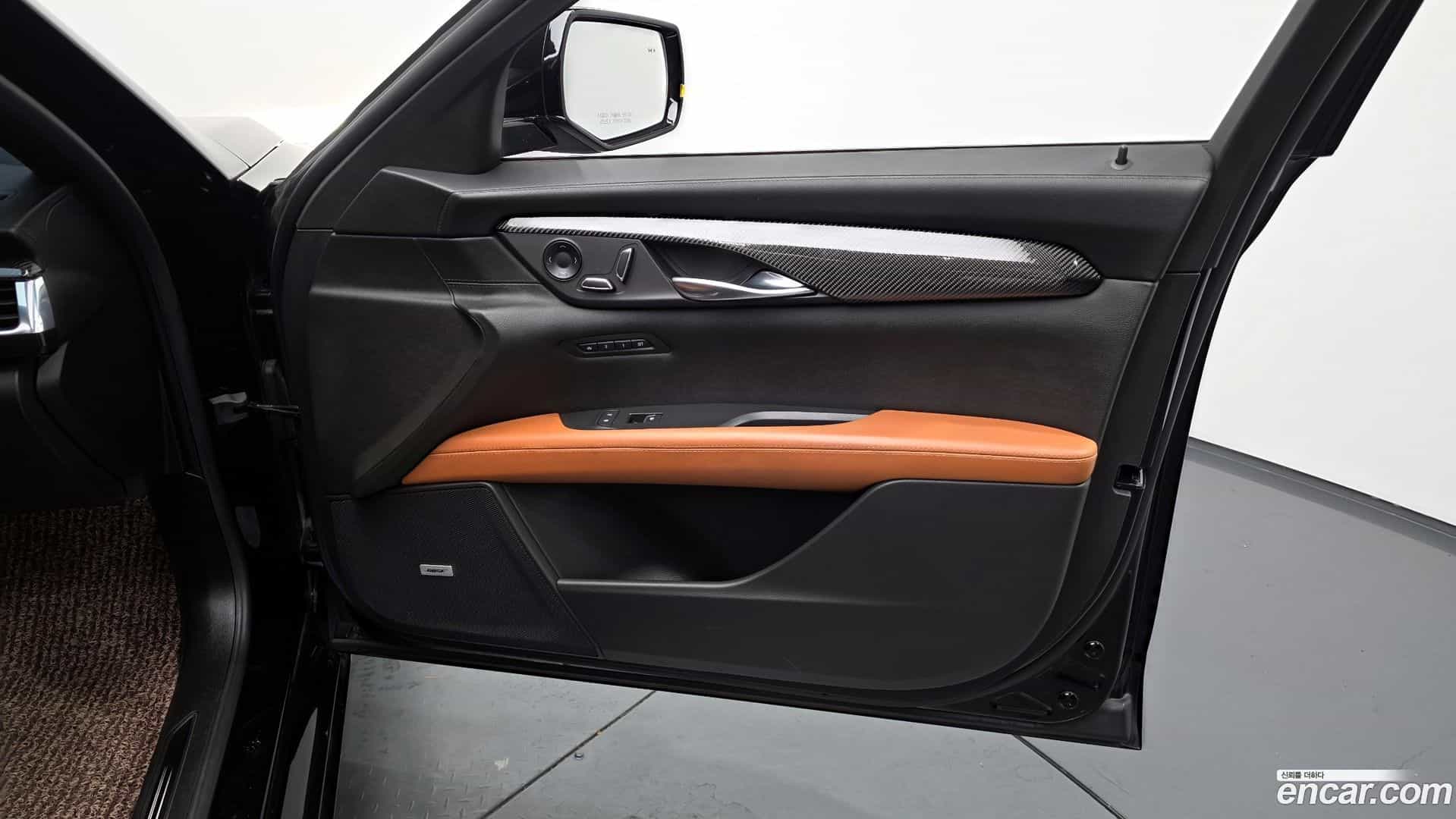 CT6 Cadillac 2018.8-INNER-035